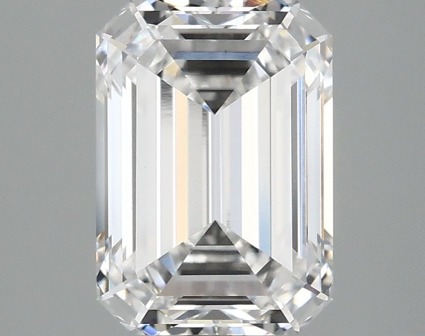 Loose Lab Diamond - IGI Emerald 2.99ct E VVS2: Loose Lab Diamond - IGI Emerald 2.99ct E VVS2 This listing features Loose Lab Diamond - IGI Emerald 2.99ct E VVS2. Item specifics are provided below. Item Specifics: Source: This Is A Real Diamond Gro