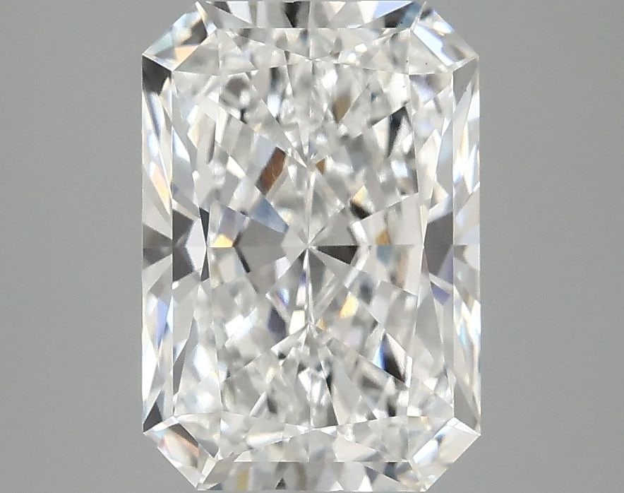 Loose Lab Diamond - IGI Radiant 3.1ct E VS1: Loose Lab Diamond - IGI Radiant 3.1ct E VS1 This listing features Loose Lab Diamond - IGI Radiant 3.1ct E VS1. Item specifics are provided below. Item Specifics: Source: This Is A Real Diamond Grown