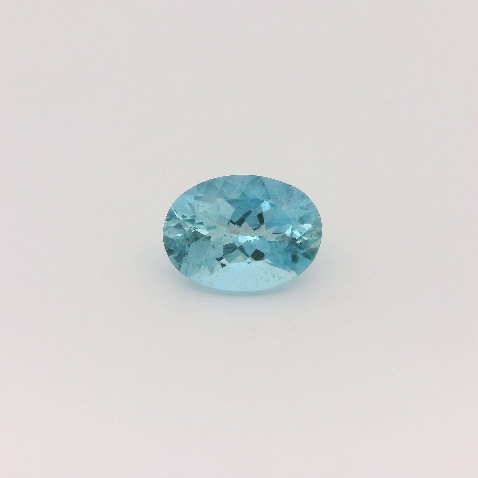 Loose Aquamarine Gemstone - GSI Oval 1.37ct Blue SI: Loose Aquamarine Gemstone - GSI Oval 1.37ct Blue SI This listing features Loose Aquamarine Gemstone - GSI Oval 1.37ct Blue SI. Item specifics are provided below. Item Specifics: Type: Aquamarine