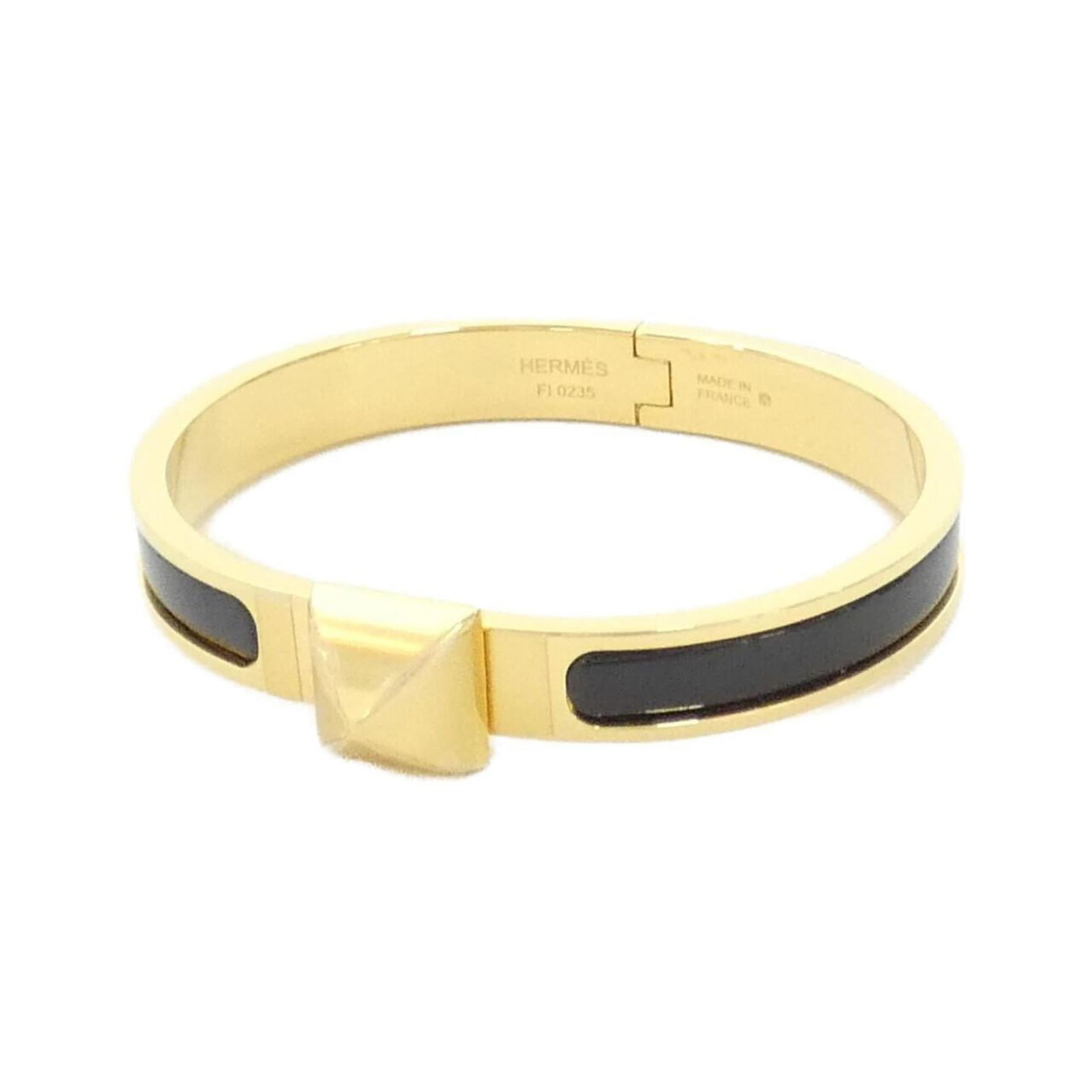 Bracelet Hermes Charm: Bracelet Hermes Charm This listing features Bracelet Hermes Charm. Item specifics are provided below. Item Specifics: Brand: Hermes Type: Charm Bracelet Gender: Women Color: Black, Gold Length: 16cm /