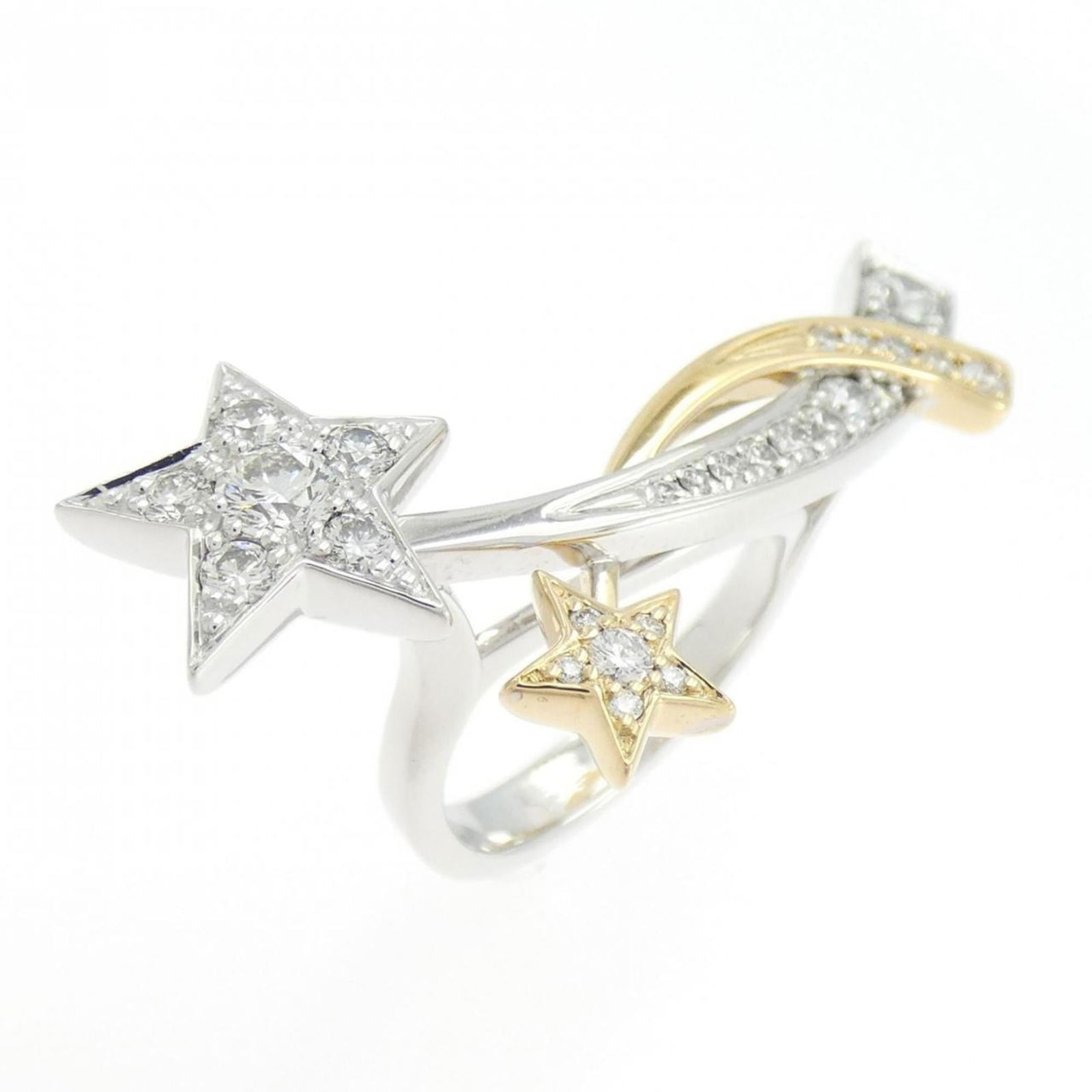 Ring Chanel Band: Ring Chanel Band This listing features Ring Chanel Band. Item specifics are provided below. Item Specifics: Brand: Chanel Type: Band Ring Gender: Women Color: White, Yellow Metal: Gold Metal Purity: 1