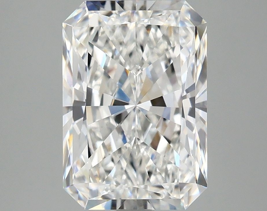 Loose Lab Diamond - IGI Radiant 3.04ct E VS1: Loose Lab Diamond - IGI Radiant 3.04ct E VS1 This listing features Loose Lab Diamond - IGI Radiant 3.04ct E VS1. Item specifics are provided below. Item Specifics: Source: This Is A Real Diamond Grown