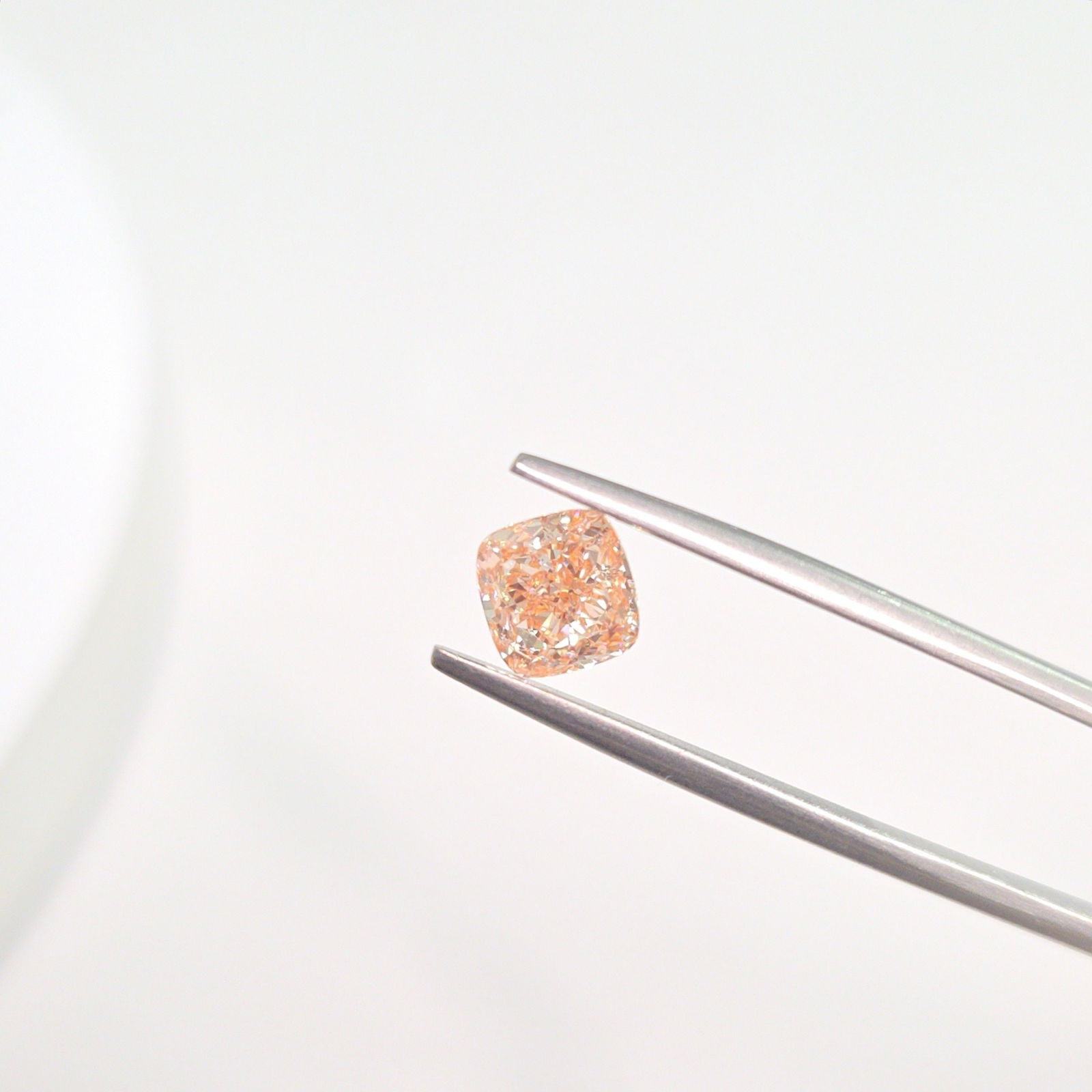 Loose Lab Diamond - IGI Cushion Modified 1.12ct Fancy Intense Pink VS1: Loose Lab Diamond - IGI Cushion Modified 1.12ct Fancy Intense Pink VS1 This listing features Loose Lab Diamond - IGI Cushion Modified 1.12ct Fancy Intense Pink VS1. Item specifics are provided below.
