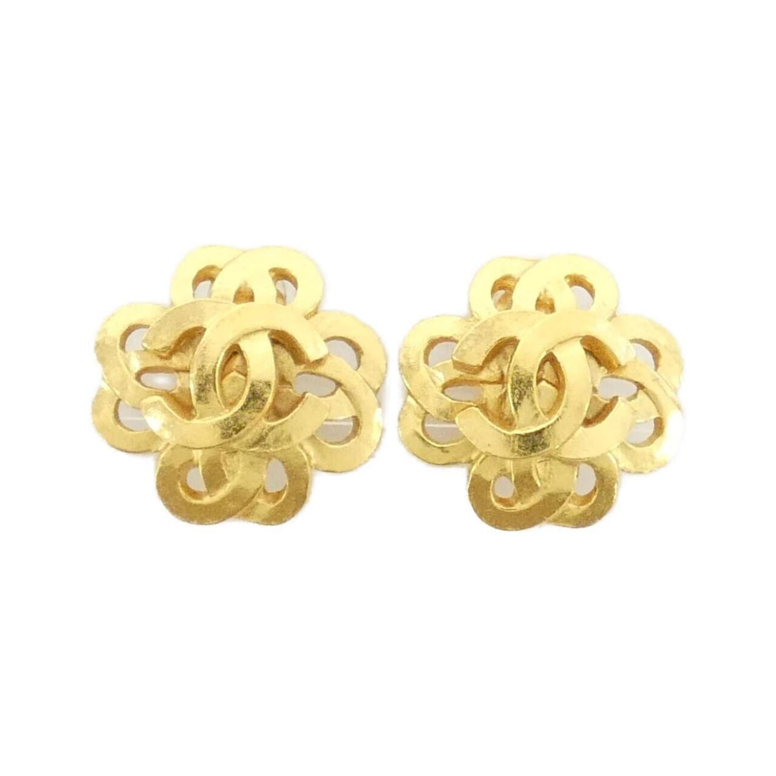 Earrings Chanel Clip: Earrings Chanel Clip This listing features Earrings Chanel Clip. Item specifics are provided below. Item Specifics: Brand: Chanel Type: Clip Earrings Gender: Women Color: Gold Size (Hxwxd): 23.00mm