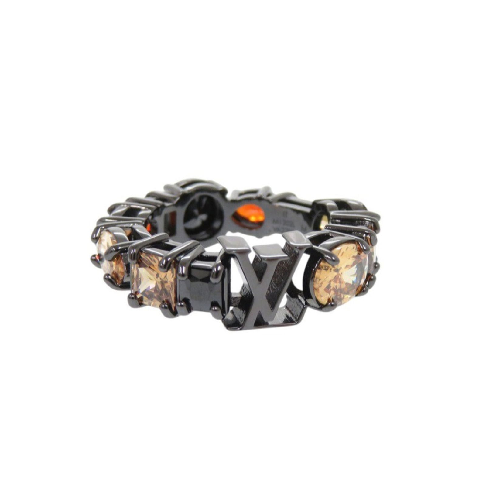 Metal Louis Vuitton Band Ring: Metal Louis Vuitton Band Ring This listing features Metal Louis Vuitton Band Ring. Item specifics are provided below. Item Specifics: Brand: Louis Vuitton Type: Band Ring Gender: Men Color: Black Mate