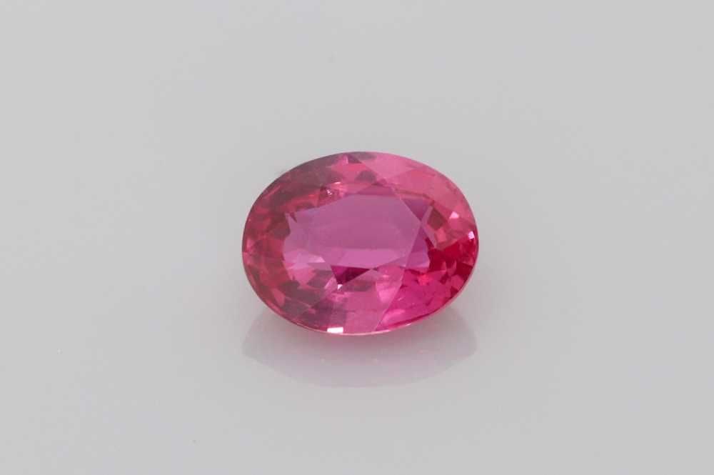 Loose Sapphire Gemstone - Oval 2.03ct Pink EC: Loose Sapphire Gemstone - Oval 2.03ct Pink EC This listing features Loose Sapphire Gemstone - Oval 2.03ct Pink EC. Item specifics are provided below. Item Specifics: Type: Sapphire Carat: 2.03 Cut: