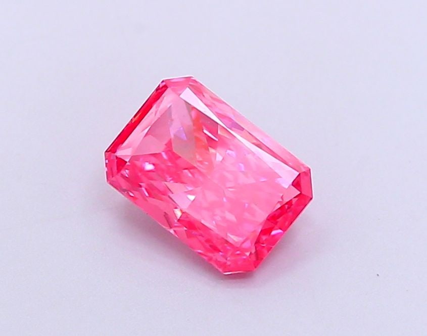 Loose Lab Diamond - IGI Radiant 1.12ct Fancy Vivid Pink VS2: Loose Lab Diamond - IGI Radiant 1.12ct Fancy Vivid Pink VS2 This listing features Loose Lab Diamond - IGI Radiant 1.12ct Fancy Vivid Pink VS2. Item specifics are provided below. Item Specifics: Source