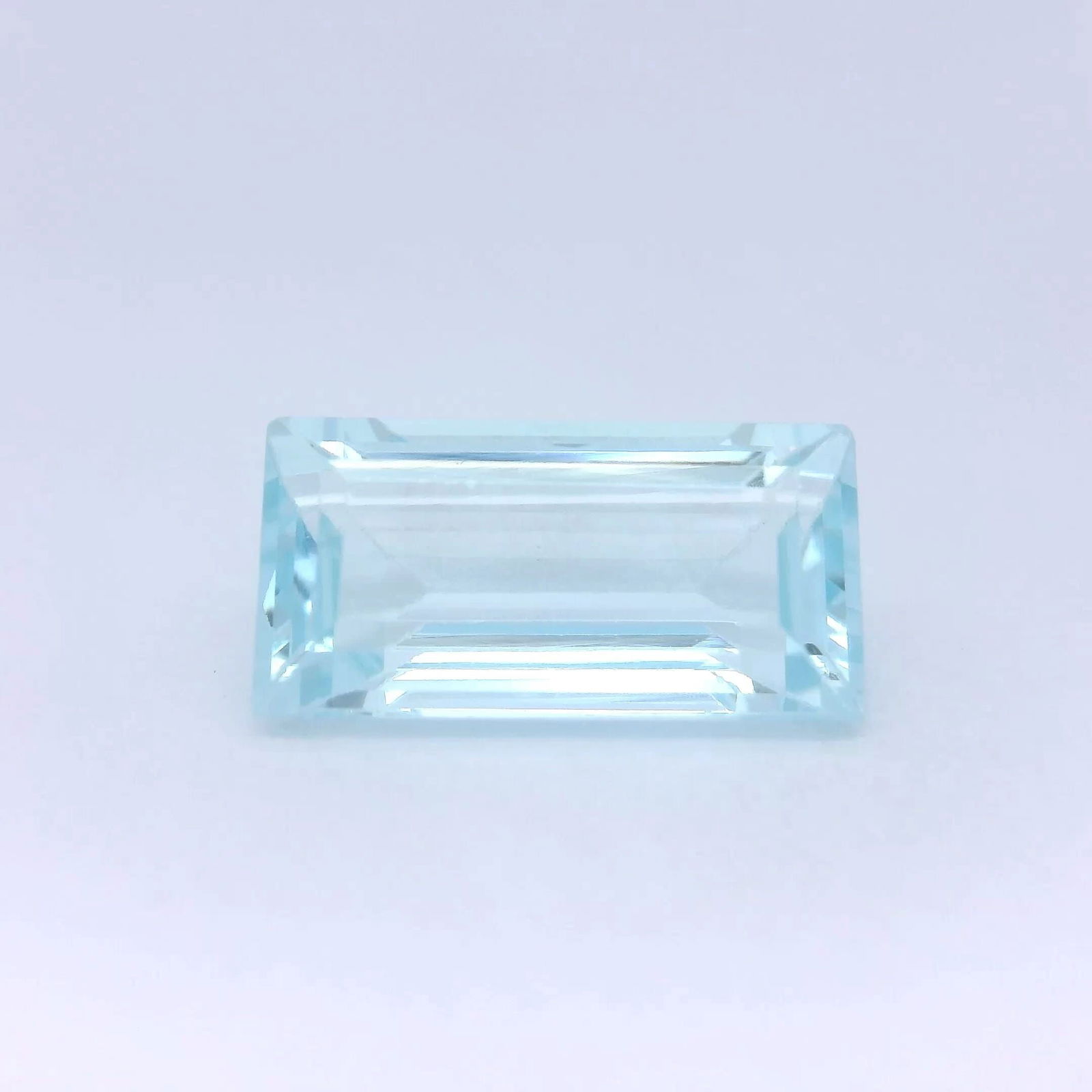 Loose Aquamarine Gemstone - Baguette 2.63ct Blue EC: Loose Aquamarine Gemstone - Baguette 2.63ct Blue EC This listing features Loose Aquamarine Gemstone - Baguette 2.63ct Blue EC. Item specifics are provided below. Item Specifics: Type: Aquamarine Carat