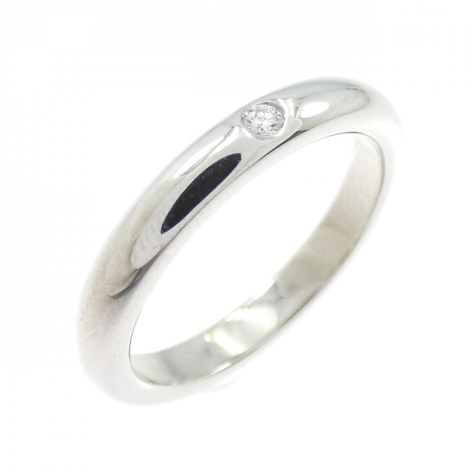 950 Tiffany Band Ring Platinum: 950 Tiffany Band Ring Platinum This listing features 950 Tiffany Band Ring Platinum. Item specifics are provided below. Item Specifics: Brand: Tiffany Type: Band Ring Gender: Women Material: Platinum