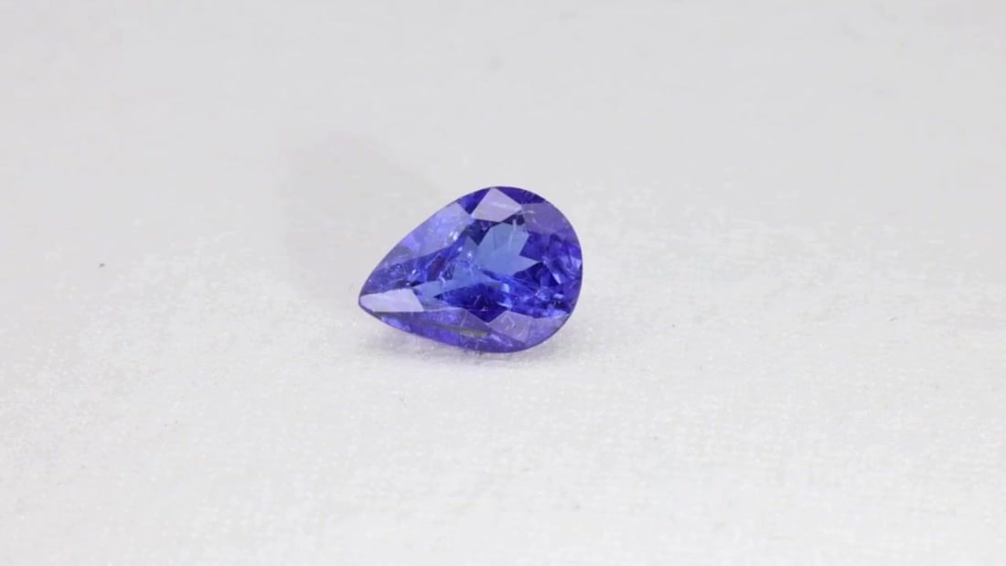 Loose Tanzanite Gemstone - IGI Pear 2.27ct Blue SI: Loose Tanzanite Gemstone - IGI Pear 2.27ct Blue SI This listing features Loose Tanzanite Gemstone - IGI Pear 2.27ct Blue SI. Item specifics are provided below. Item Specifics: Type: Tanzanite Carat: 2