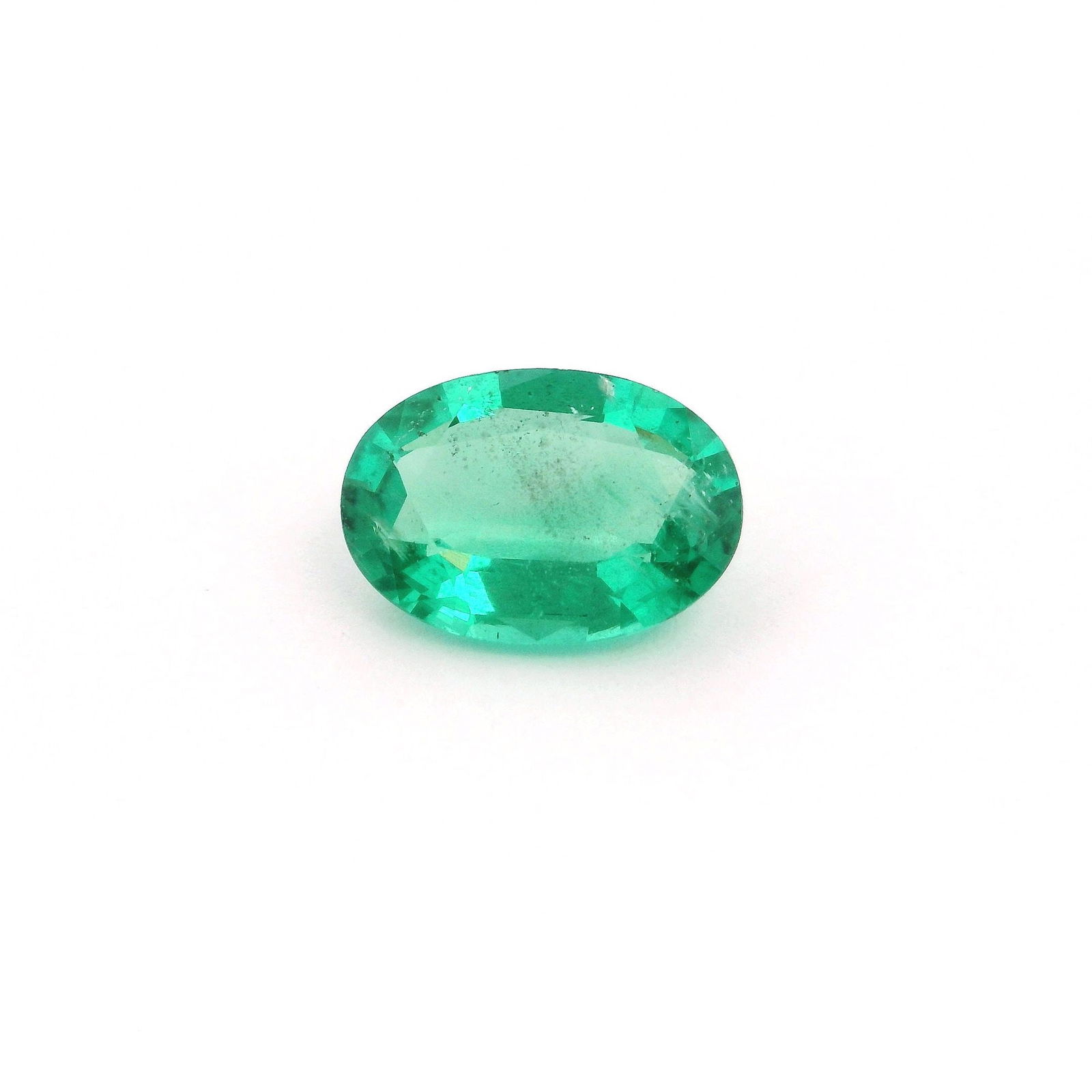 Loose Emerald Gemstone - GSI Oval 1.99ct Green SI: Loose Emerald Gemstone - GSI Oval 1.99ct Green SI This listing features Loose Emerald Gemstone - GSI Oval 1.99ct Green SI. Item specifics are provided below. Item Specifics: Type: Emerald Carat:
