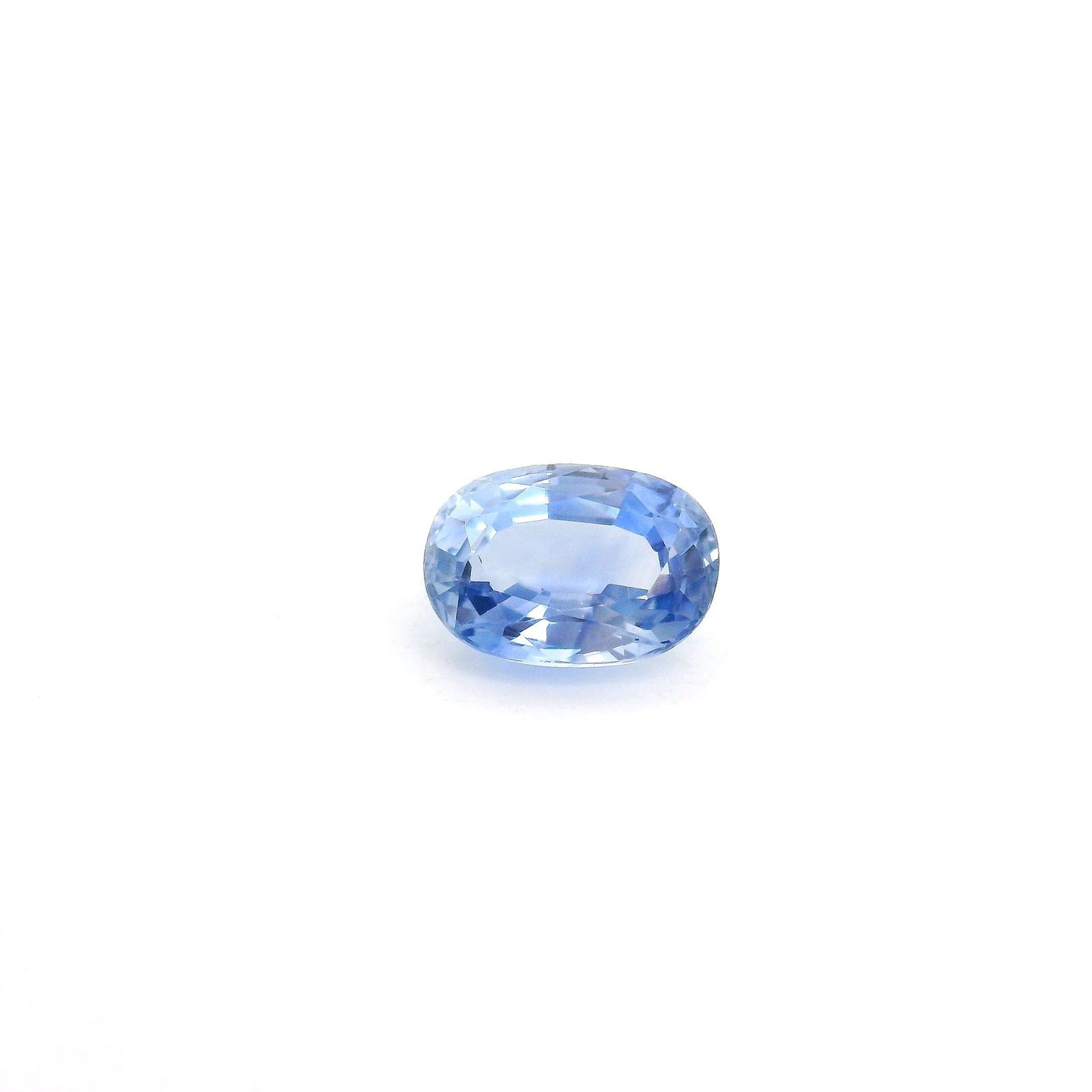 Loose Sapphire Gemstone - GSI Oval 1.19ct Blue EC: Loose Sapphire Gemstone - GSI Oval 1.19ct Blue EC This listing features Loose Sapphire Gemstone - GSI Oval 1.19ct Blue EC. Item specifics are provided below. Item Specifics: Type: Sapphire Carat: 1.19