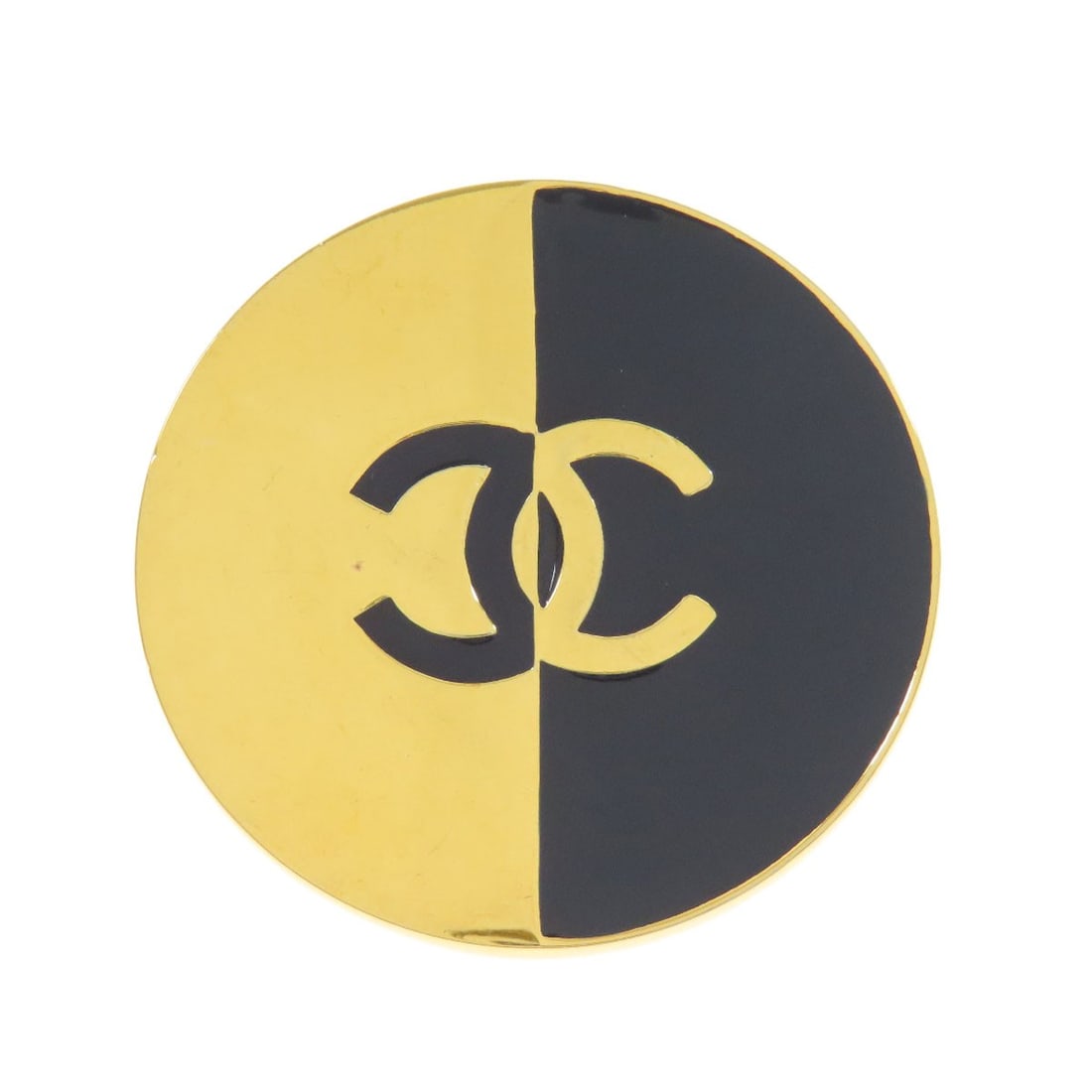 Metal CHANEL COCO Mark Brooch: Metal CHANEL COCO Mark Brooch This listing features Metal CHANEL COCO Mark Brooch. Item specifics are provided below. Item Specifics: Brand: CHANEL Style: Brooch Material: Metal Color: Goldx black Typ
