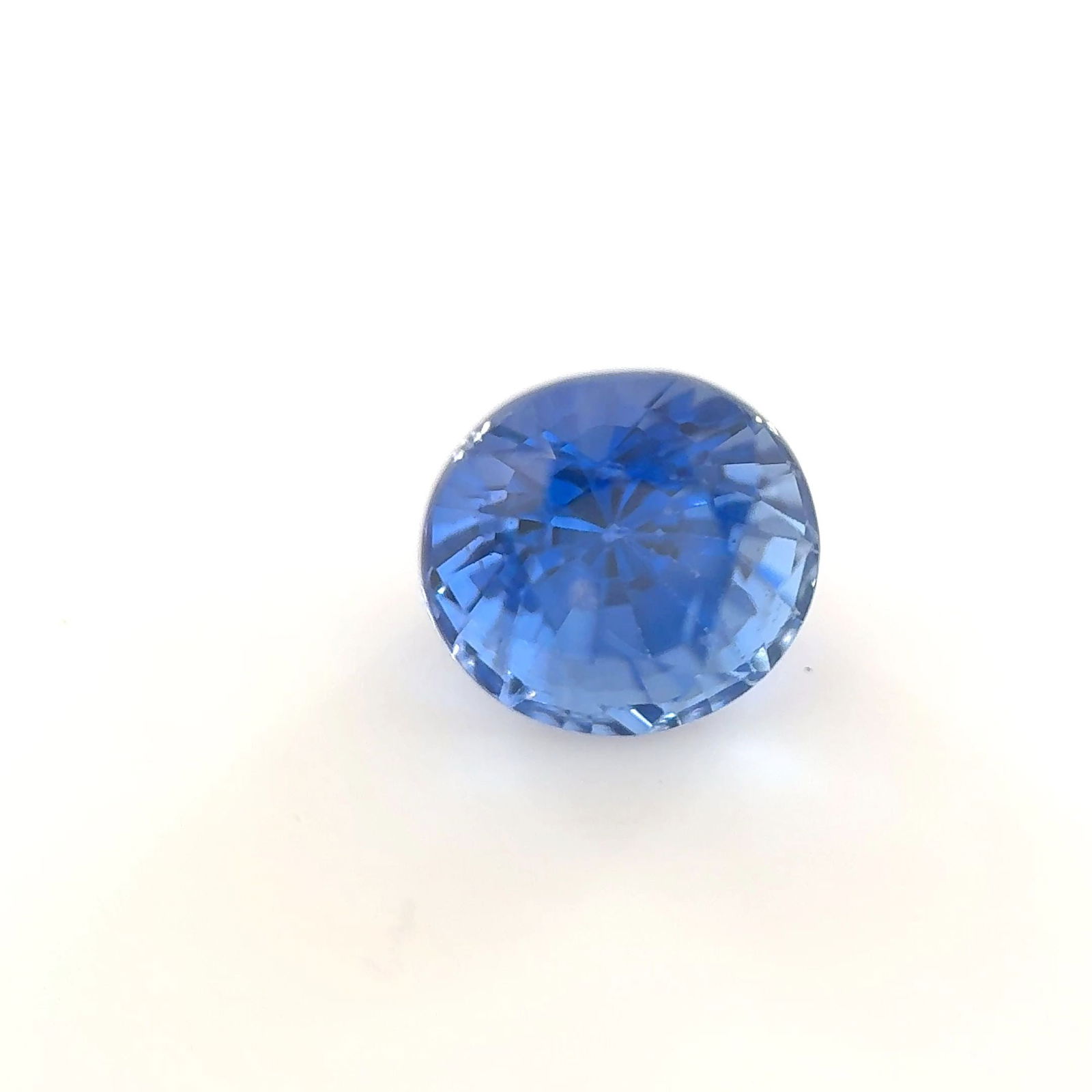 Loose Sapphire Gemstone - Oval 1.0ct Blue EC: Loose Sapphire Gemstone - Oval 1.0ct Blue EC This listing features Loose Sapphire Gemstone - Oval 1.0ct Blue EC. Item specifics are provided below. Item Specifics: Type: Sapphire Carat: 1.0 Cut: Facet