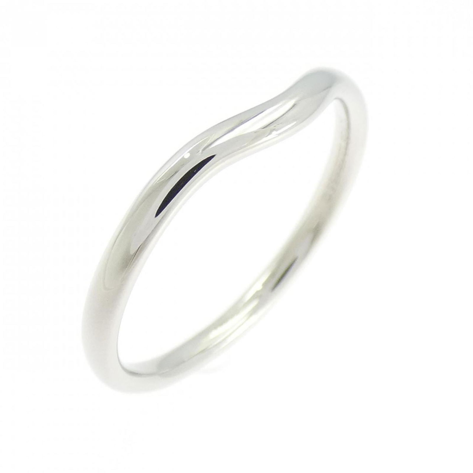 950 Tiffany Band Ring Platinum: 950 Tiffany Band Ring Platinum This listing features 950 Tiffany Band Ring Platinum. Item specifics are provided below. Item Specifics: Brand: Tiffany Type: Band Ring Gender: Women,Men Color: Platinum
