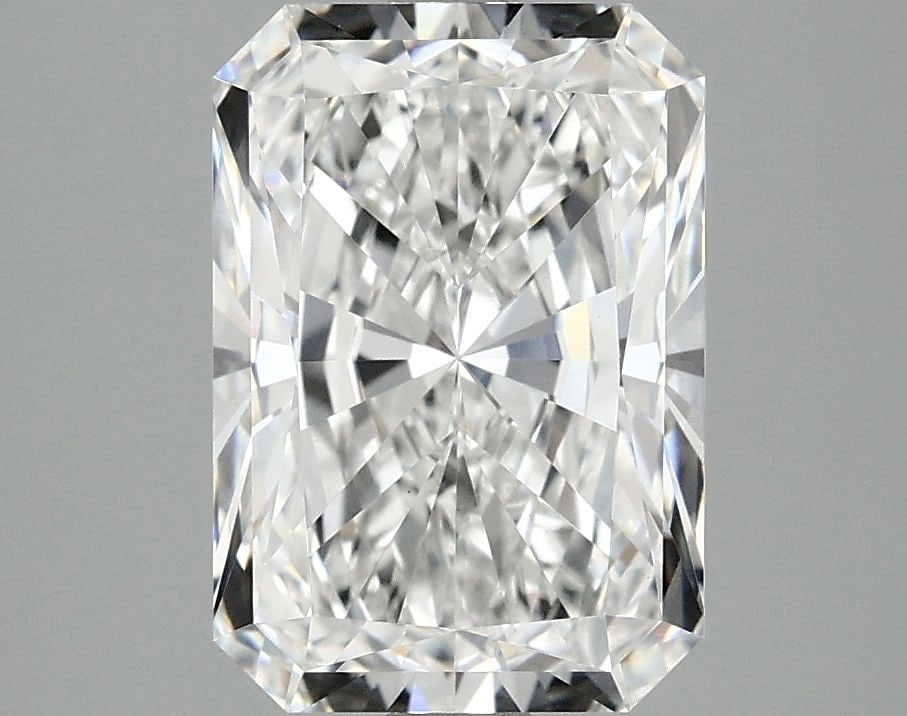 Loose Lab Diamond - IGI Radiant 3.1ct E VS1: Loose Lab Diamond - IGI Radiant 3.1ct E VS1 This listing features Loose Lab Diamond - IGI Radiant 3.1ct E VS1. Item specifics are provided below. Item Specifics: Source: This Is A Real Diamond Grown