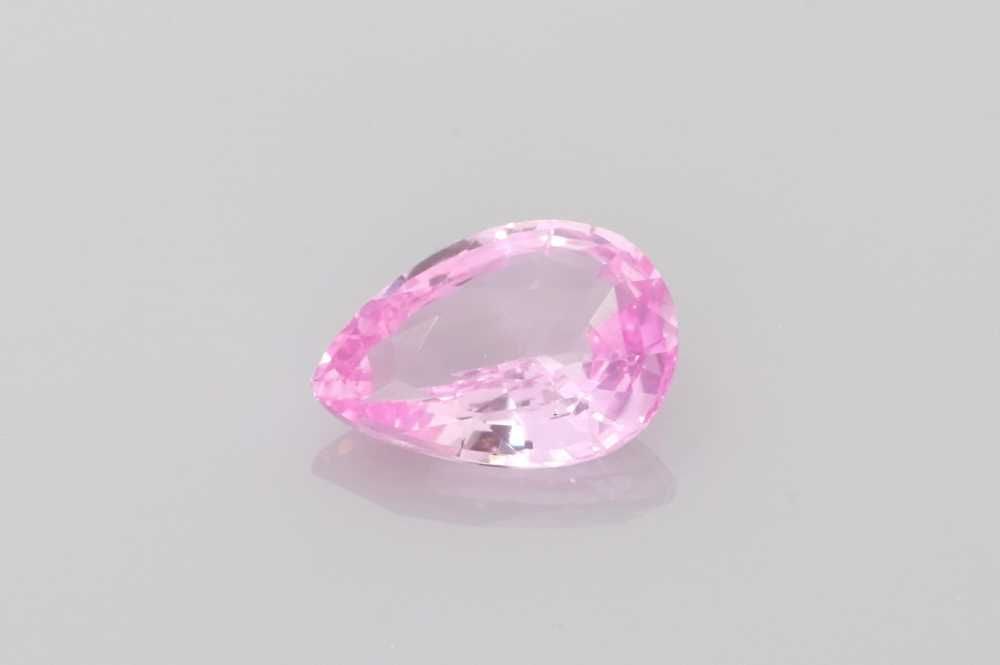 Loose Sapphire Gemstone - Pear 1.58ct Pink EC: Loose Sapphire Gemstone - Pear 1.58ct Pink EC This listing features Loose Sapphire Gemstone - Pear 1.58ct Pink EC. Item specifics are provided below. Item Specifics: Type: Sapphire Carat: 1.58 Cut: Fa