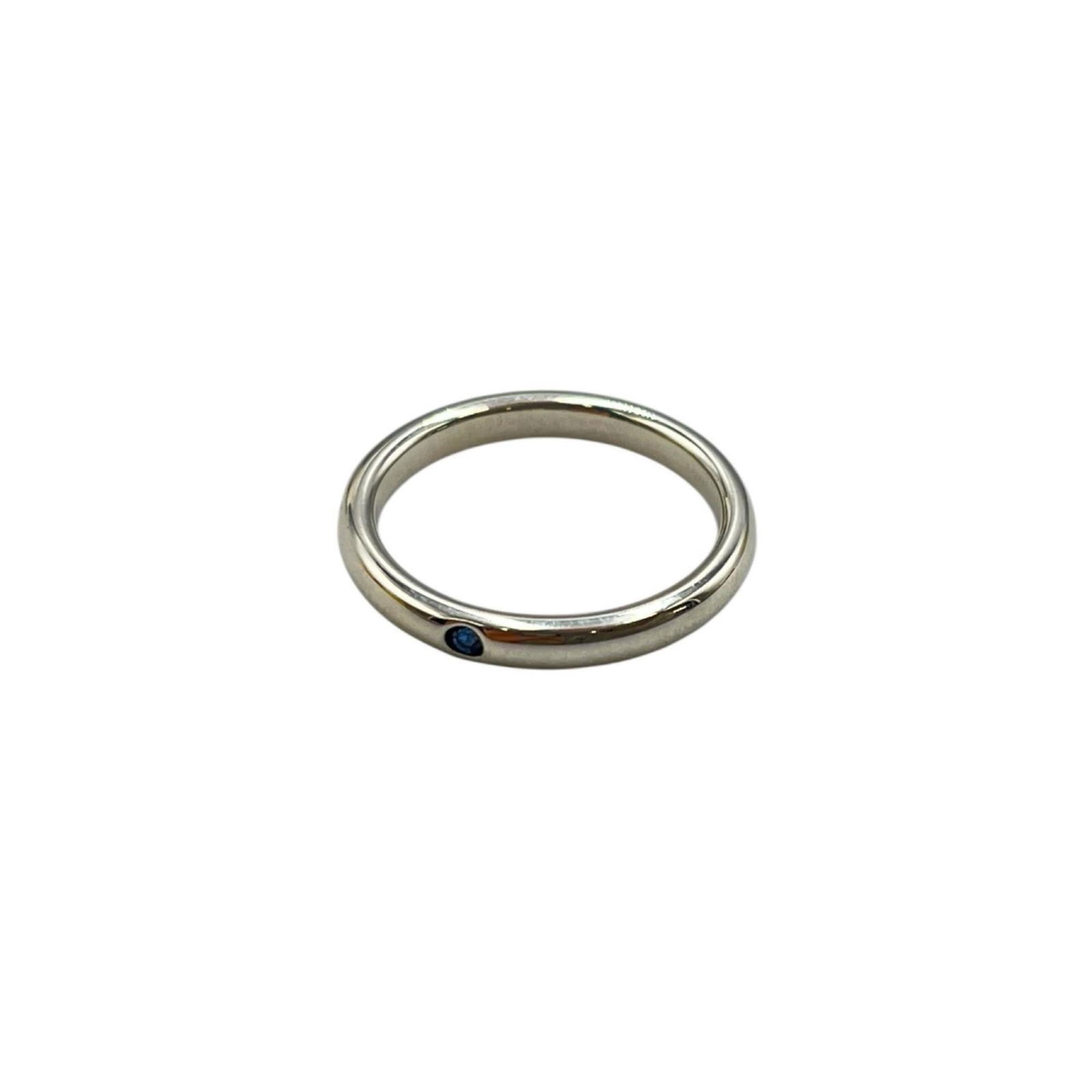 925 Tiffany Band Ring Silver: 925 Tiffany Band Ring Silver This listing features 925 Tiffany Band Ring Silver. Item specifics are provided below. Item Specifics: Brand: Tiffany Type: Band Ring Gender: Women Color: Silver Material: