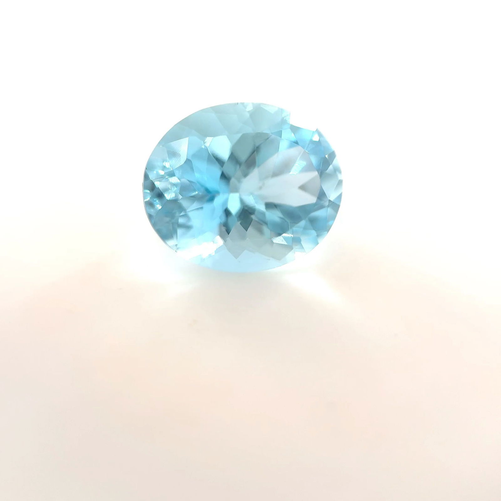 Loose Aquamarine Gemstone - Oval 3.37ct Blue EC: Loose Aquamarine Gemstone - Oval 3.37ct Blue EC This listing features Loose Aquamarine Gemstone - Oval 3.37ct Blue EC. Item specifics are provided below. Item Specifics: Type: Aquamarine Carat: 3.37