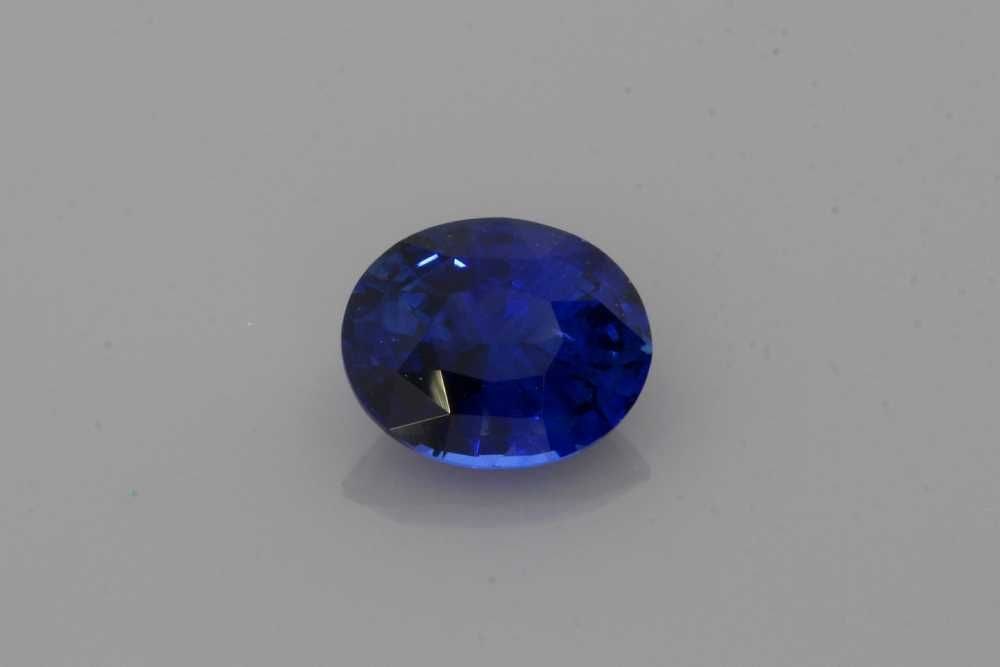 Loose Sapphire Gemstone - Oval 1.21ct Blue EC: Loose Sapphire Gemstone - Oval 1.21ct Blue EC This listing features Loose Sapphire Gemstone - Oval 1.21ct Blue EC. Item specifics are provided below. Item Specifics: Type: Sapphire Carat: 1.21 Cut: