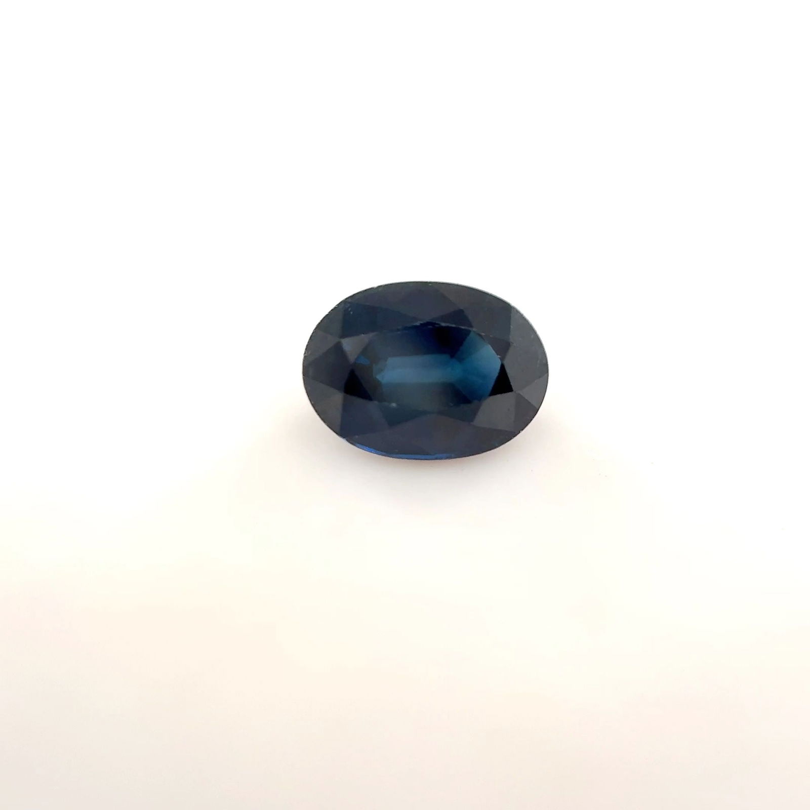 Loose Sapphire Gemstone - Cushion 1.02ct Blue EC: Loose Sapphire Gemstone - Cushion 1.02ct Blue EC This listing features Loose Sapphire Gemstone - Cushion 1.02ct Blue EC. Item specifics are provided below. Item Specifics: Type: Sapphire Carat: 1.02 C