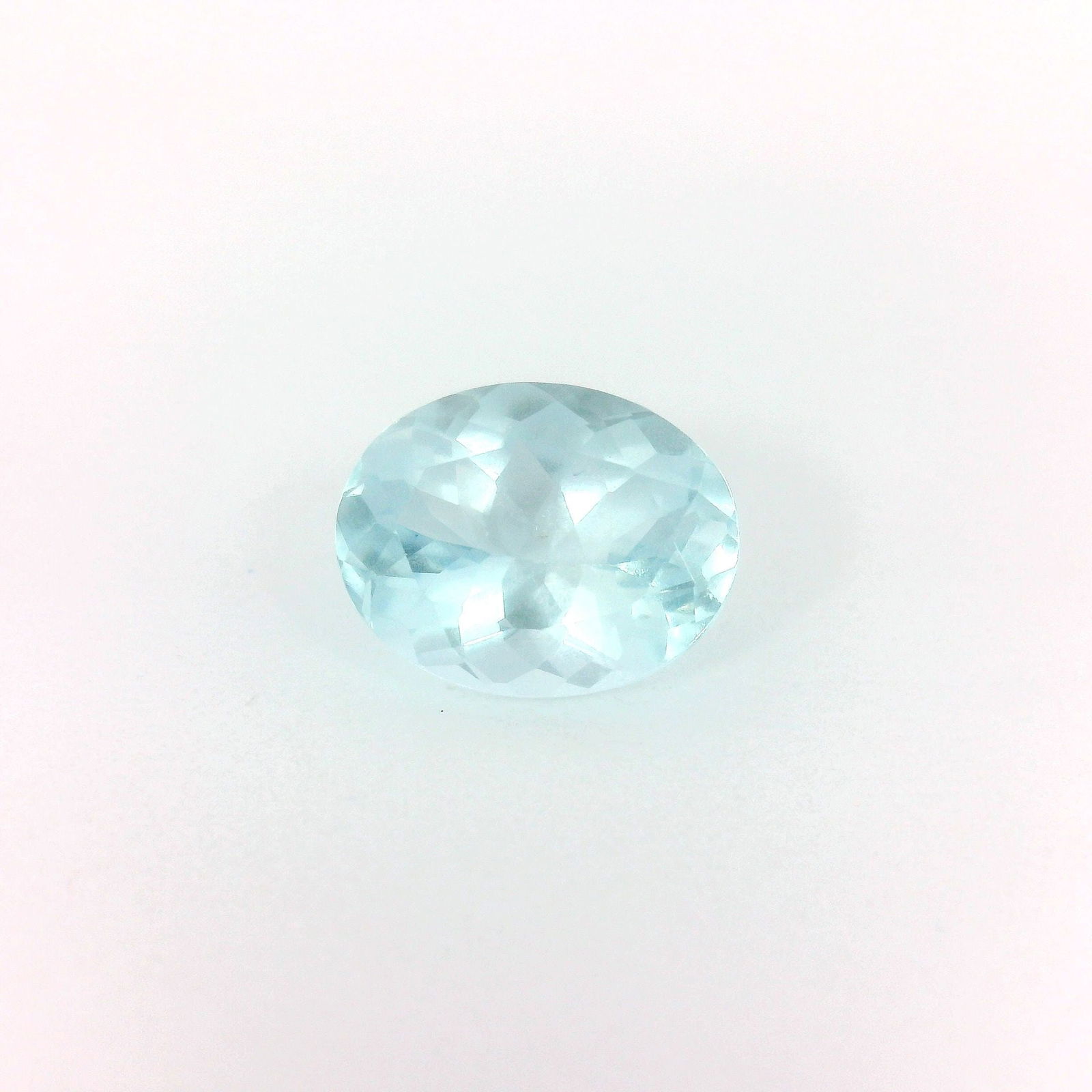 Loose Aquamarine Gemstone - GSI Oval 1.83ct Blue EC: Loose Aquamarine Gemstone - GSI Oval 1.83ct Blue EC This listing features Loose Aquamarine Gemstone - GSI Oval 1.83ct Blue EC. Item specifics are provided below. Item Specifics: Type: Aquamarine Carat
