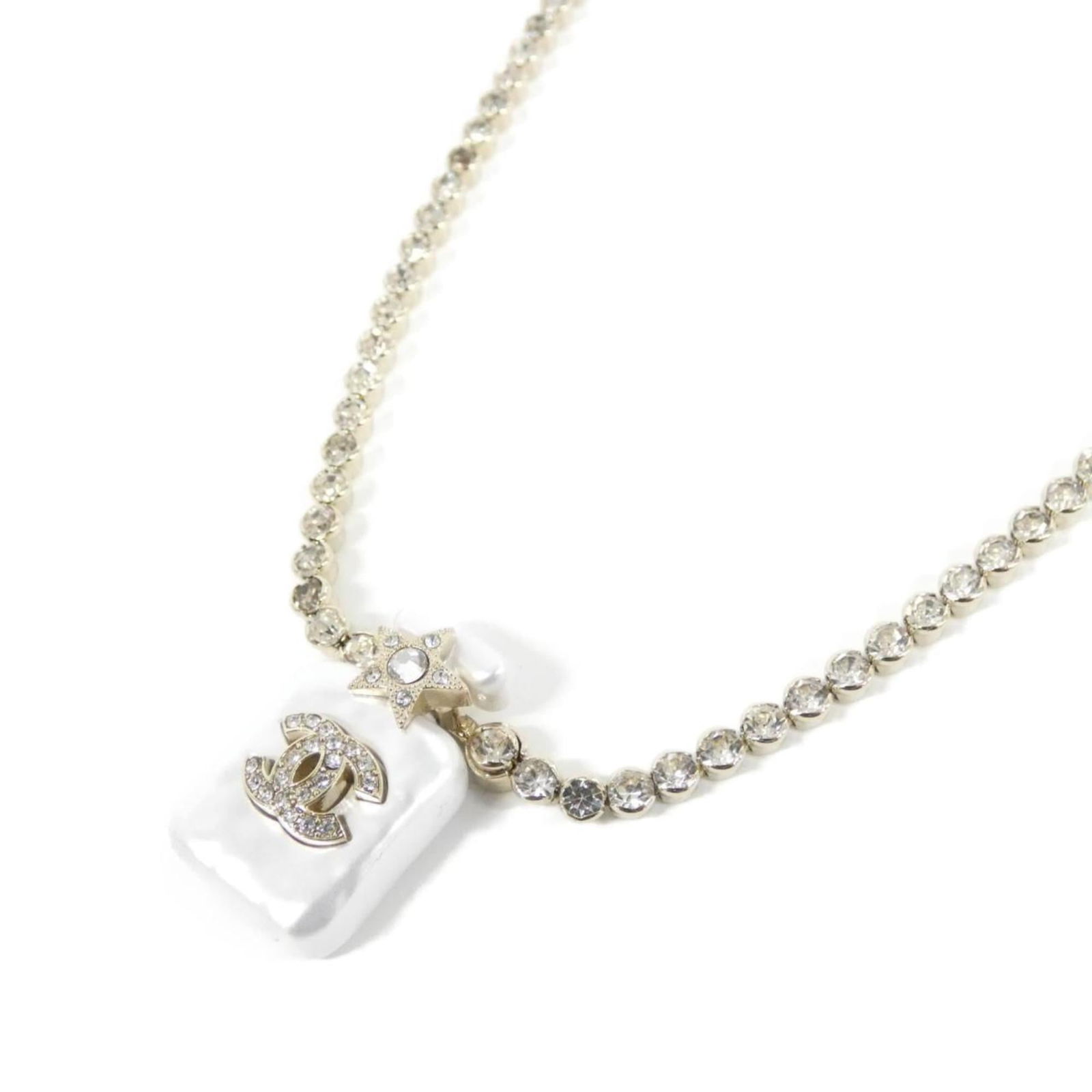 necklace Chanel ABA843: necklace Chanel ABA843 This listing features necklace Chanel ABA843. Item specifics are provided below. Item Specifics: Brand: Chanel Necklace Type: Necklace Gender: Women Color: Gold, White Stone: Cr