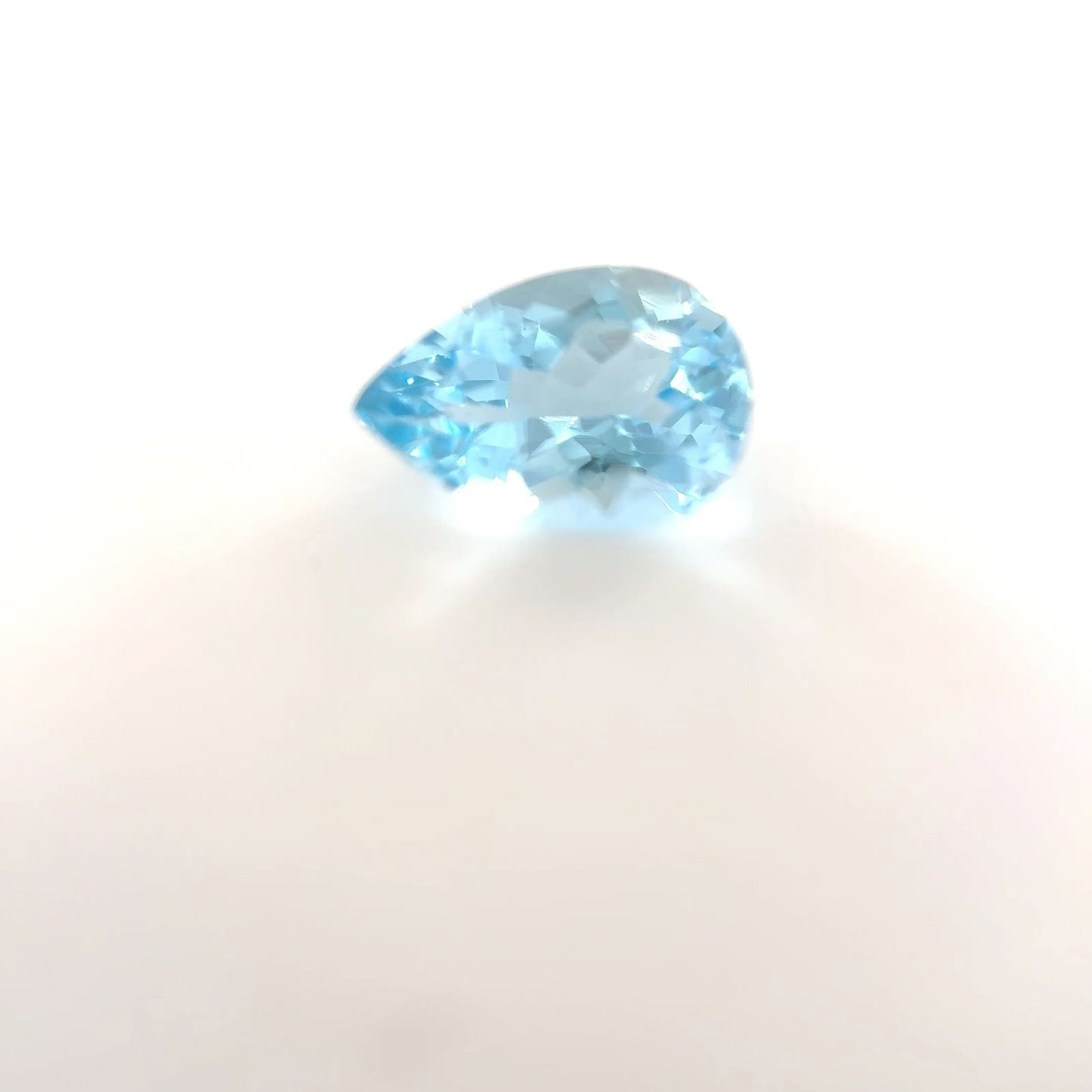 Loose Aquamarine Gemstone - Pear 1.13ct Blue EC: Loose Aquamarine Gemstone - Pear 1.13ct Blue EC This listing features Loose Aquamarine Gemstone - Pear 1.13ct Blue EC. Item specifics are provided below. Item Specifics: Type: Aquamarine Carat: 1.13 C