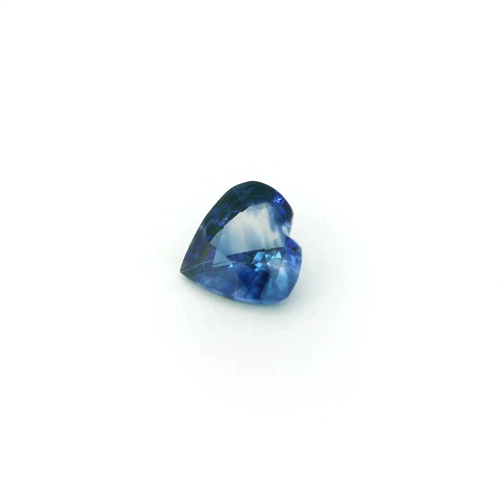 Loose Sapphire Gemstone - GSI Heart 1.11ct Blue SI: Loose Sapphire Gemstone - GSI Heart 1.11ct Blue SI This listing features Loose Sapphire Gemstone - GSI Heart 1.11ct Blue SI. Item specifics are provided below. Item Specifics: Type: Sapphire Carat: