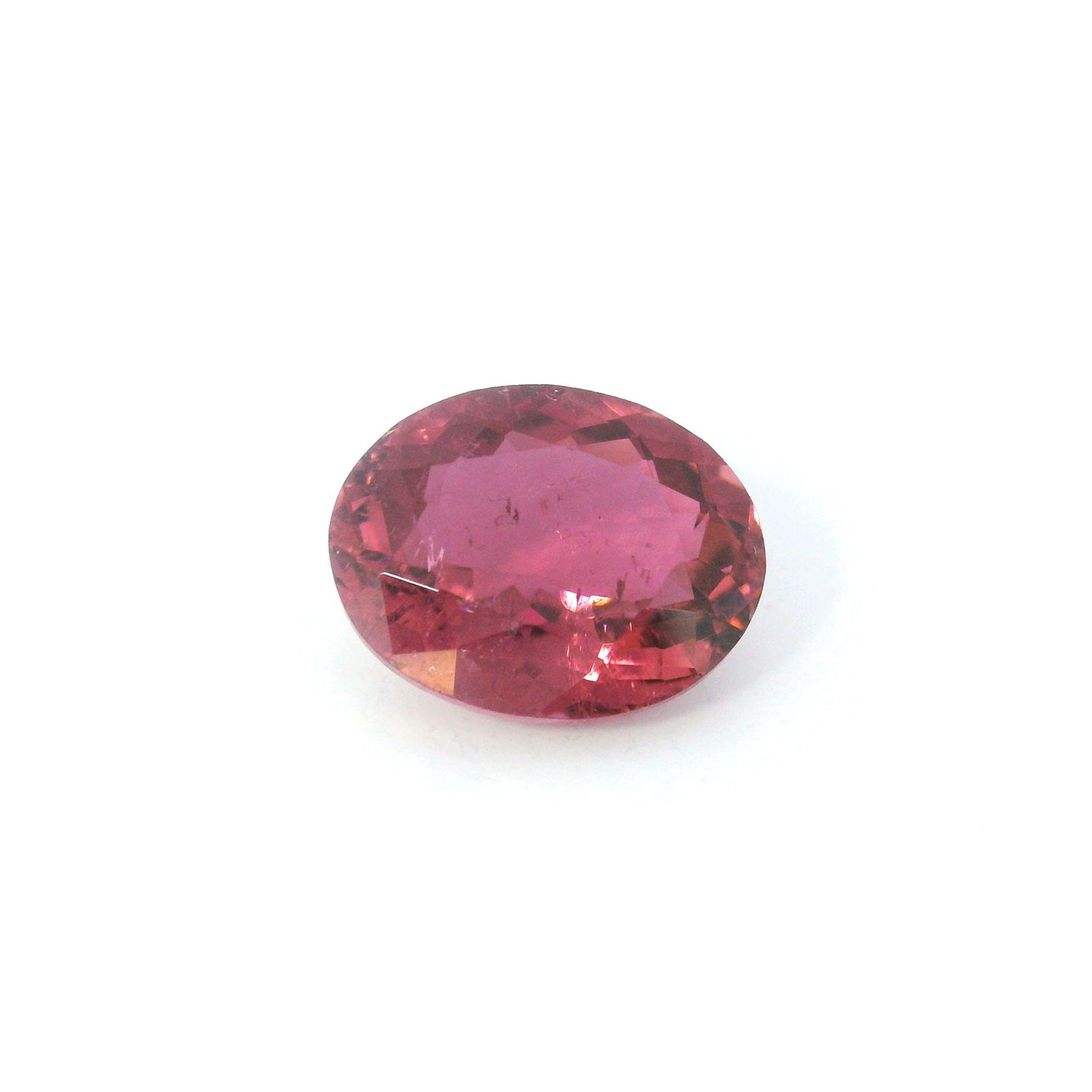 Loose Tourmaline Gemstone - GSI Oval 2.66ct Pink SI: Loose Tourmaline Gemstone - GSI Oval 2.66ct Pink SI This listing features Loose Tourmaline Gemstone - GSI Oval 2.66ct Pink SI. Item specifics are provided below. Item Specifics: Type: Tourmaline Carat