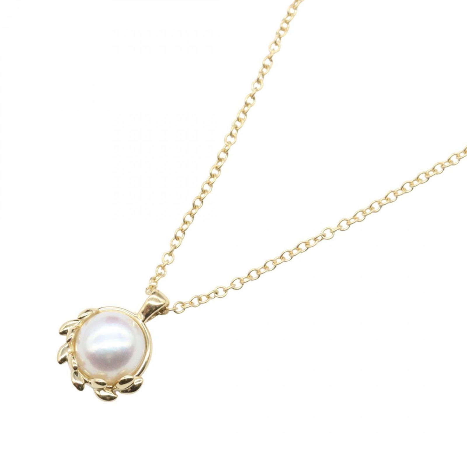 Gold and White - Tiffany & Co. Olive Leaf Pearl Necklace - 18K Yellow Gold - Pearl - Women's: Gold and White - Tiffany & Co. Olive Leaf Pearl Necklace - 18K Yellow Gold - Pearl - Women's This listing features Gold and White - Tiffany & Co. Olive Leaf Pearl Necklace - 18K Yellow Gold - Pearl -