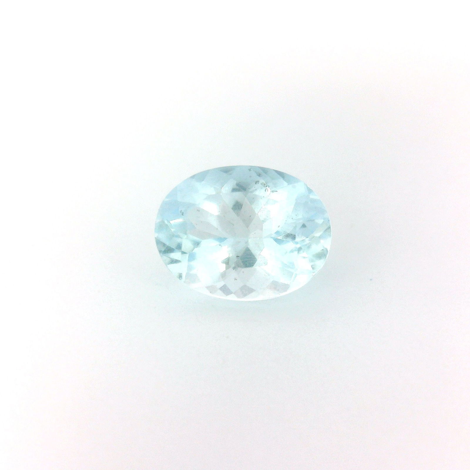 Loose Aquamarine Gemstone - GSI Oval 1.81ct Blue SI: Loose Aquamarine Gemstone - GSI Oval 1.81ct Blue SI This listing features Loose Aquamarine Gemstone - GSI Oval 1.81ct Blue SI. Item specifics are provided below. Item Specifics: Type: Aquamarine