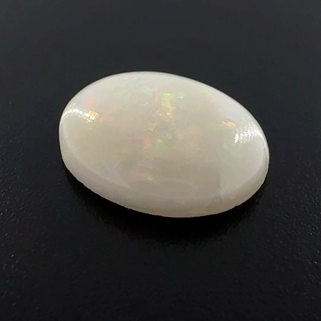 Loose Opal Gemstone - Oval 2.76ct White EC: Loose Opal Gemstone - Oval 2.76ct White EC This listing features Loose Opal Gemstone - Oval 2.76ct White EC. Item specifics are provided below. Item Specifics: Type: Opal Carat: 2.76 Cut: Cabochon