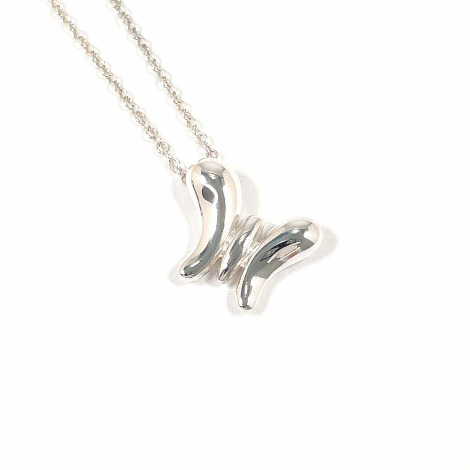 Women TIFFANY & Co. Tiffany Butterfly Elsa Peretti Necklace in 925 Sterling Silver for: Women TIFFANY & Co. Tiffany Butterfly Elsa Peretti Necklace in 925 Sterling Silver for This listing features Women TIFFANY & Co. Tiffany Butterfly Elsa Peretti Necklace in 925 Sterling Silver for. Ite