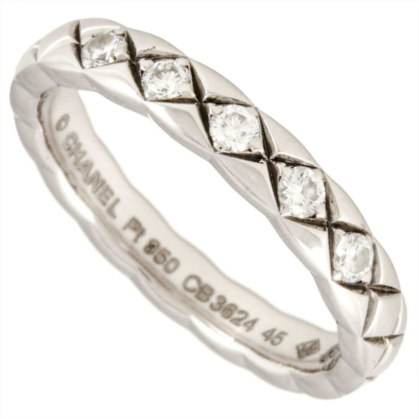 950 Chanel Band Ring Platinum: 950 Chanel Band Ring Platinum This listing features 950 Chanel Band Ring Platinum. Item specifics are provided below. Item Specifics: Brand: Chanel Type: Band Ring Gender: Women Material: Platinum 950