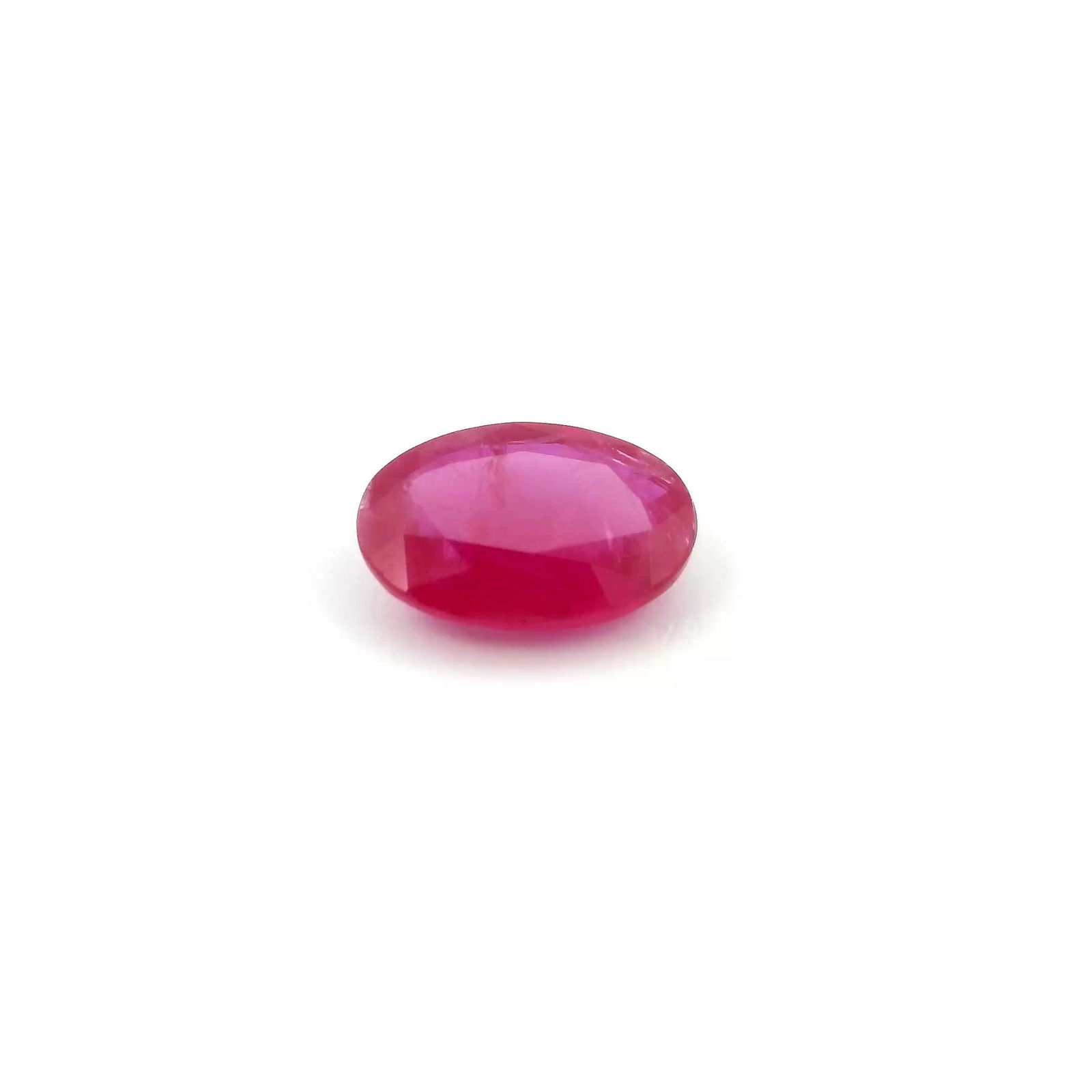 Loose Ruby Gemstone - GSI Oval 1.18ct Red MI: Loose Ruby Gemstone - GSI Oval 1.18ct Red MI This listing features Loose Ruby Gemstone - GSI Oval 1.18ct Red MI. Item specifics are provided below. Item Specifics: Type: Ruby Carat: 1.18 Cut: Faceted