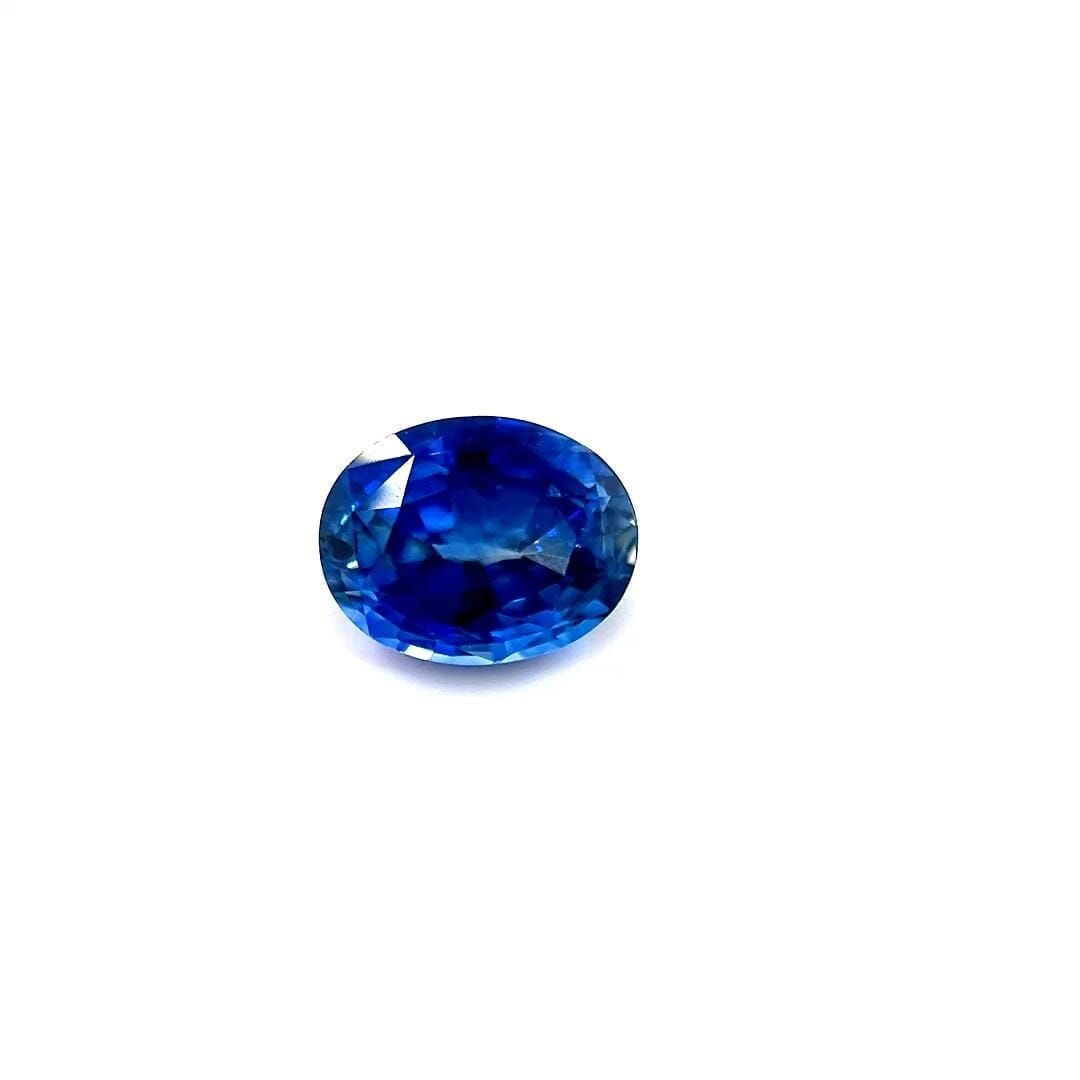 Loose Sapphire Gemstone - Oval 2.1ct Blue SI: Loose Sapphire Gemstone - Oval 2.1ct Blue SI This listing features Loose Sapphire Gemstone - Oval 2.1ct Blue SI. Item specifics are provided below. Item Specifics: Type: Sapphire Carat: 2.1 Cut: Facet