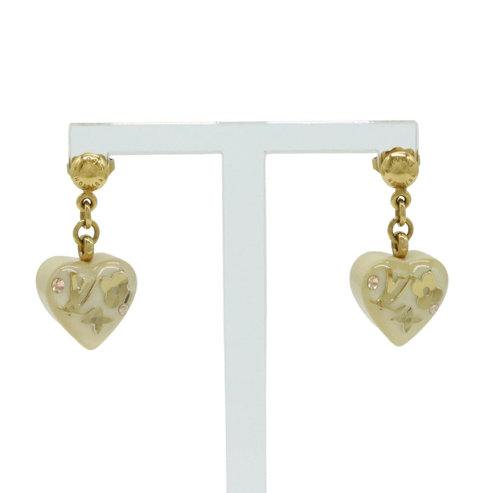 Resin Louis Vuitton Drop Earrings: Resin Louis Vuitton Drop Earrings This listing features Resin Louis Vuitton Drop Earrings. Item specifics are provided below. Item Specifics: Brand: Louis Vuitton Type: Drop Earrings Gender: Women Mat