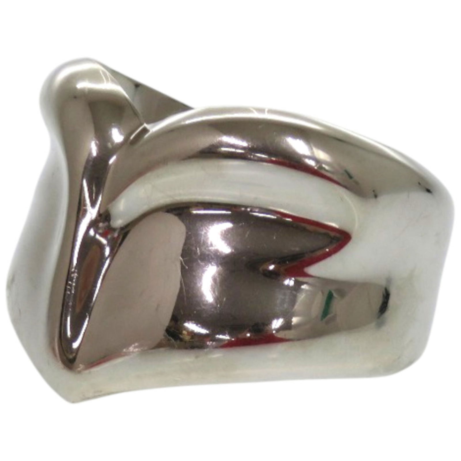 925 Tiffany Bangle Silver: 925 Tiffany Bangle Silver This listing features 925 Tiffany Bangle Silver. Item specifics are provided below. Item Specifics: Brand: Tiffany Type: Bangle Gender: Women Material: Silver 925 Color: Silv