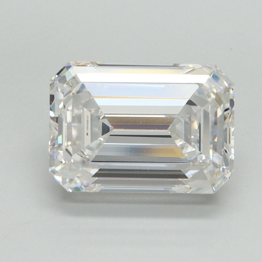 Loose Lab Diamond - IGI Emerald 4.04ct D VS1: Loose Lab Diamond - IGI Emerald 4.04ct D VS1 This listing features Loose Lab Diamond - IGI Emerald 4.04ct D VS1. Item specifics are provided below. Item Specifics: Source: This Is A Real Diamond Grown