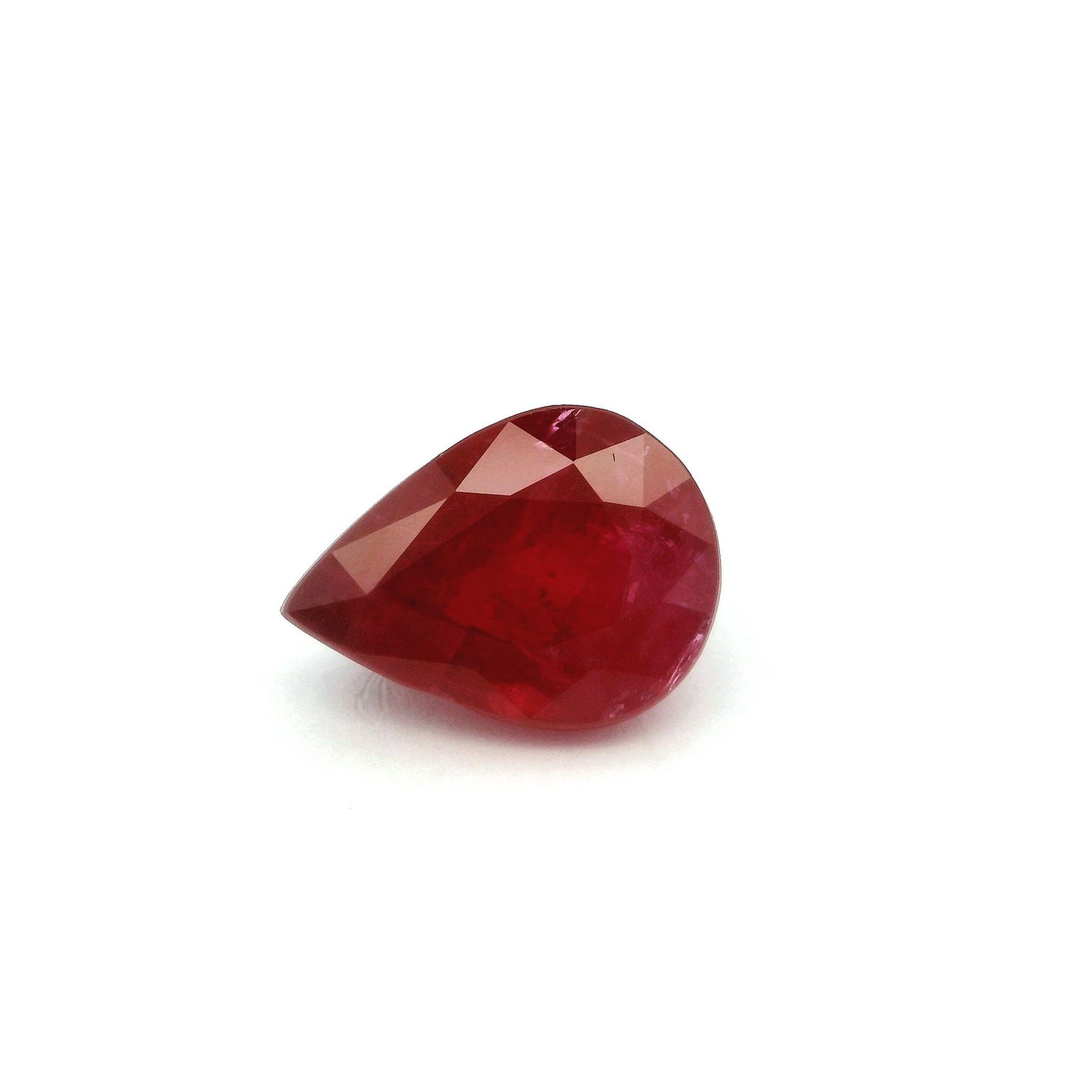 Loose Ruby Gemstone - GSI Pear 3.19ct Red MI (1 of 1)