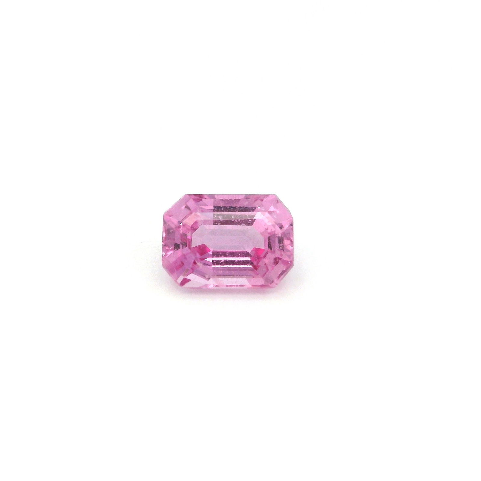 Loose Sapphire Gemstone - GSI Octagonal 1.33ct Pink EC: Loose Sapphire Gemstone - GSI Octagonal 1.33ct Pink EC This listing features Loose Sapphire Gemstone - GSI Octagonal 1.33ct Pink EC. Item specifics are provided below. Item Specifics: Type: Sapphire