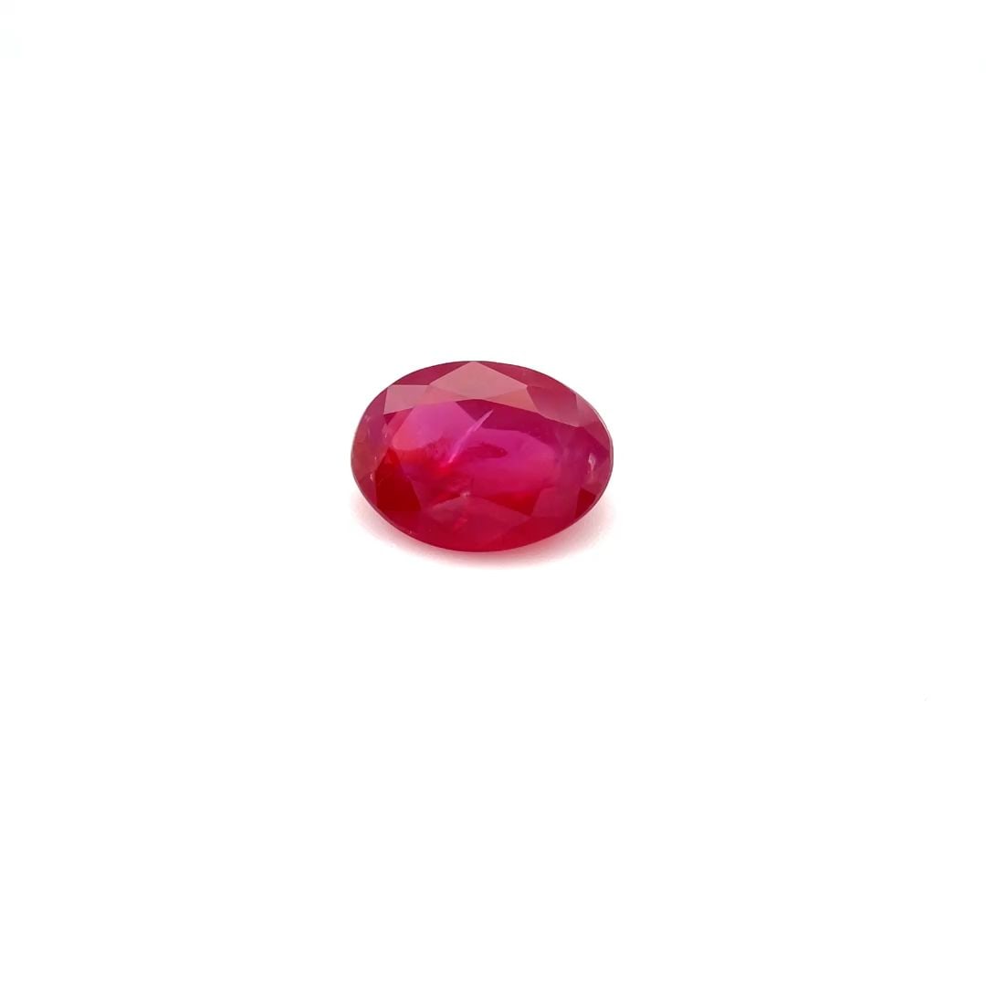 Loose Ruby Gemstone - Oval 1.19ct Red SI: Loose Ruby Gemstone - Oval 1.19ct Red SI This listing features Loose Ruby Gemstone - Oval 1.19ct Red SI. Item specifics are provided below. Item Specifics: Type: Ruby Carat: 1.19 Cut: Faceted Color: R