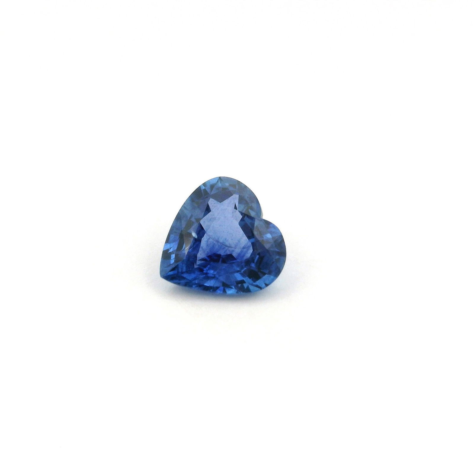 Loose Sapphire Gemstone - GSI Heart 1.12ct Blue EC: Loose Sapphire Gemstone - GSI Heart 1.12ct Blue EC This listing features Loose Sapphire Gemstone - GSI Heart 1.12ct Blue EC. Item specifics are provided below. Item Specifics: Type: Sapphire Carat: 1.
