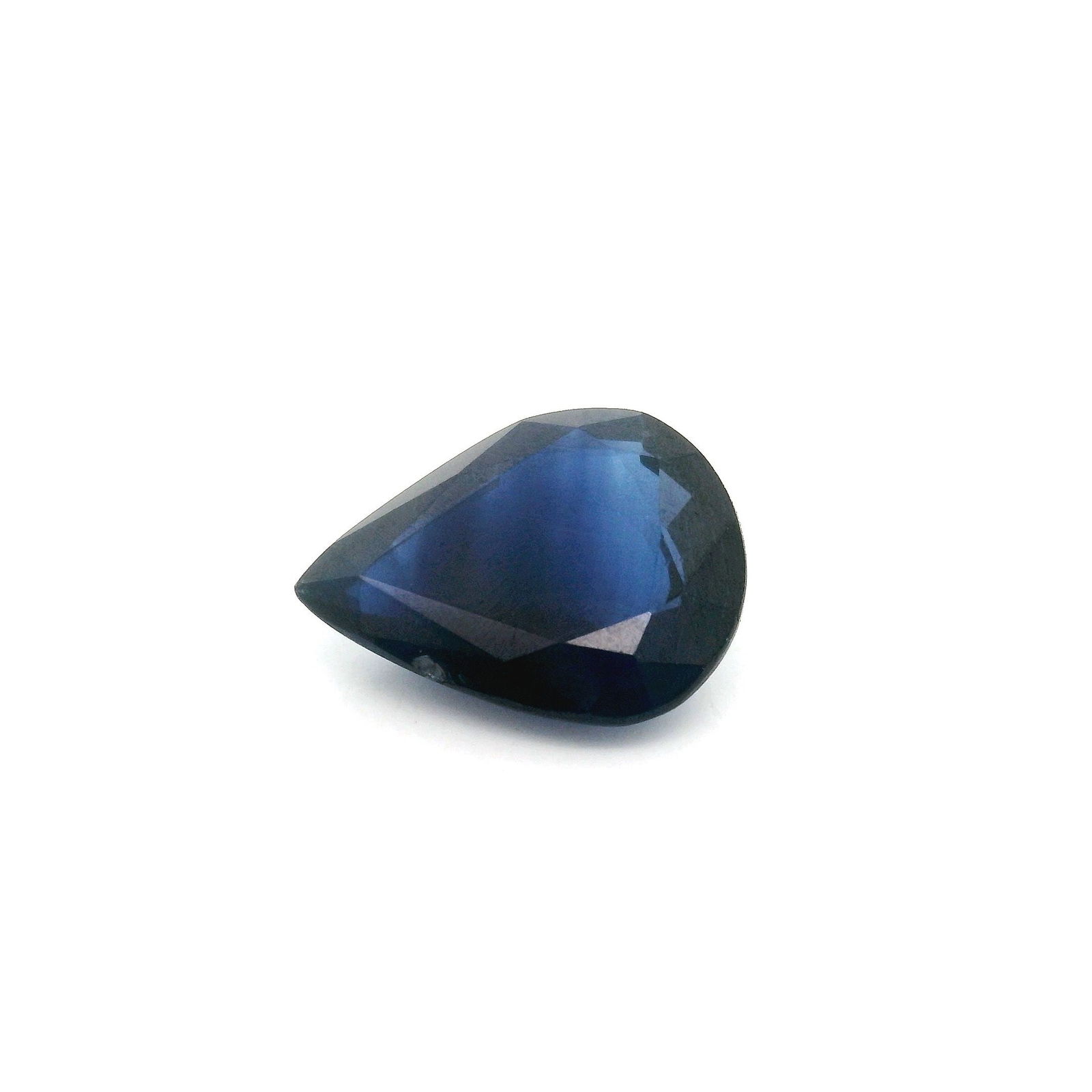 Loose Sapphire Gemstone - GSI Pear 2.84ct Blue MI: Loose Sapphire Gemstone - GSI Pear 2.84ct Blue MI This listing features Loose Sapphire Gemstone - GSI Pear 2.84ct Blue MI. Item specifics are provided below. Item Specifics: Type: Sapphire Carat: 2.84