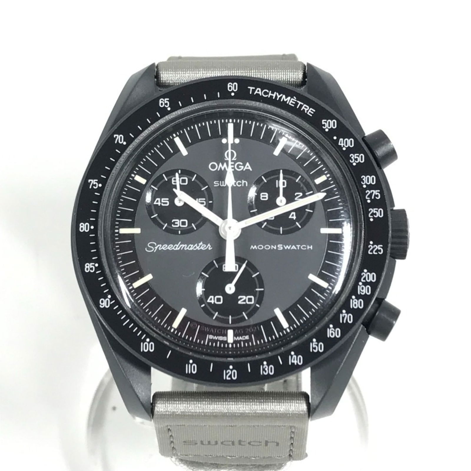 Wristwatch Swatch: Wristwatch Swatch This listing features Wristwatch Swatch. Item specifics are provided below. Item Specifics: Brand: Swatch Type: Wristwatch Gender: Men Material (Case): Ceramic Color (Dial): Gray Cas