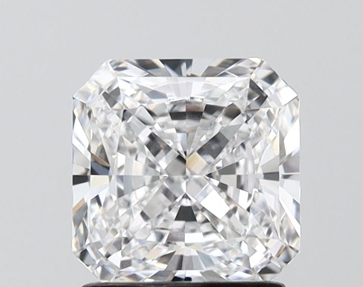 Loose Lab Diamond - IGI Square Radiant 1.57ct D VVS2: Loose Lab Diamond - IGI Square Radiant 1.57ct D VVS2 This listing features Loose Lab Diamond - IGI Square Radiant 1.57ct D VVS2. Item specifics are provided below. Item Specifics: Source: This Is A