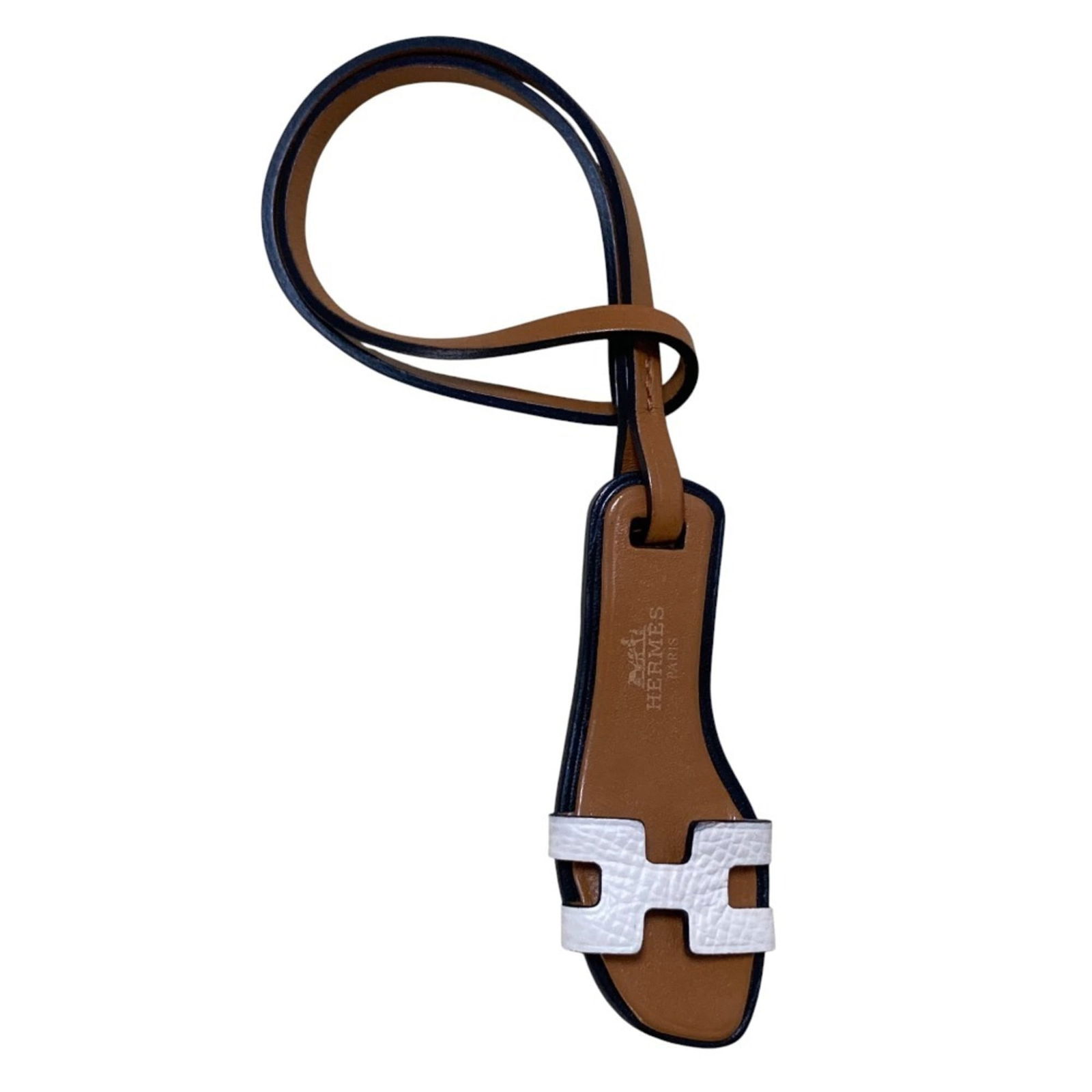 Charm Hermes Handbag: Charm Hermes Handbag This listing features Charm Hermes Handbag. Item specifics are provided below. Item Specifics: Brand: Hermes Type: Handbag Charm Gender: Women Color: Brown, White Size (Hxwxd): 75