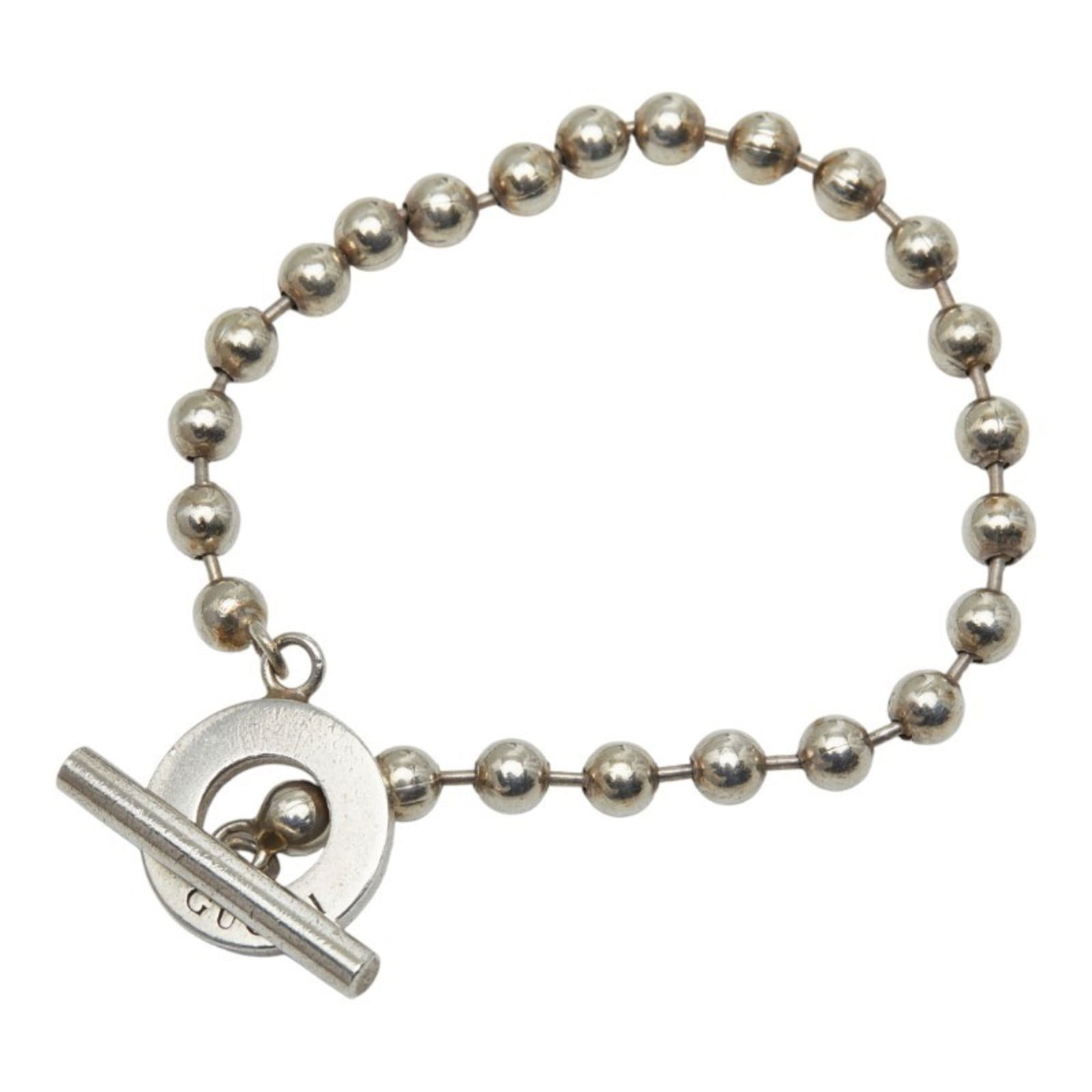 925 Gucci Charm Bracelet Silver: 925 Gucci Charm Bracelet Silver This listing features 925 Gucci Charm Bracelet Silver. Item specifics are provided below. Item Specifics: Brand: Gucci Type: Charm Bracelet Gender: Women Material: