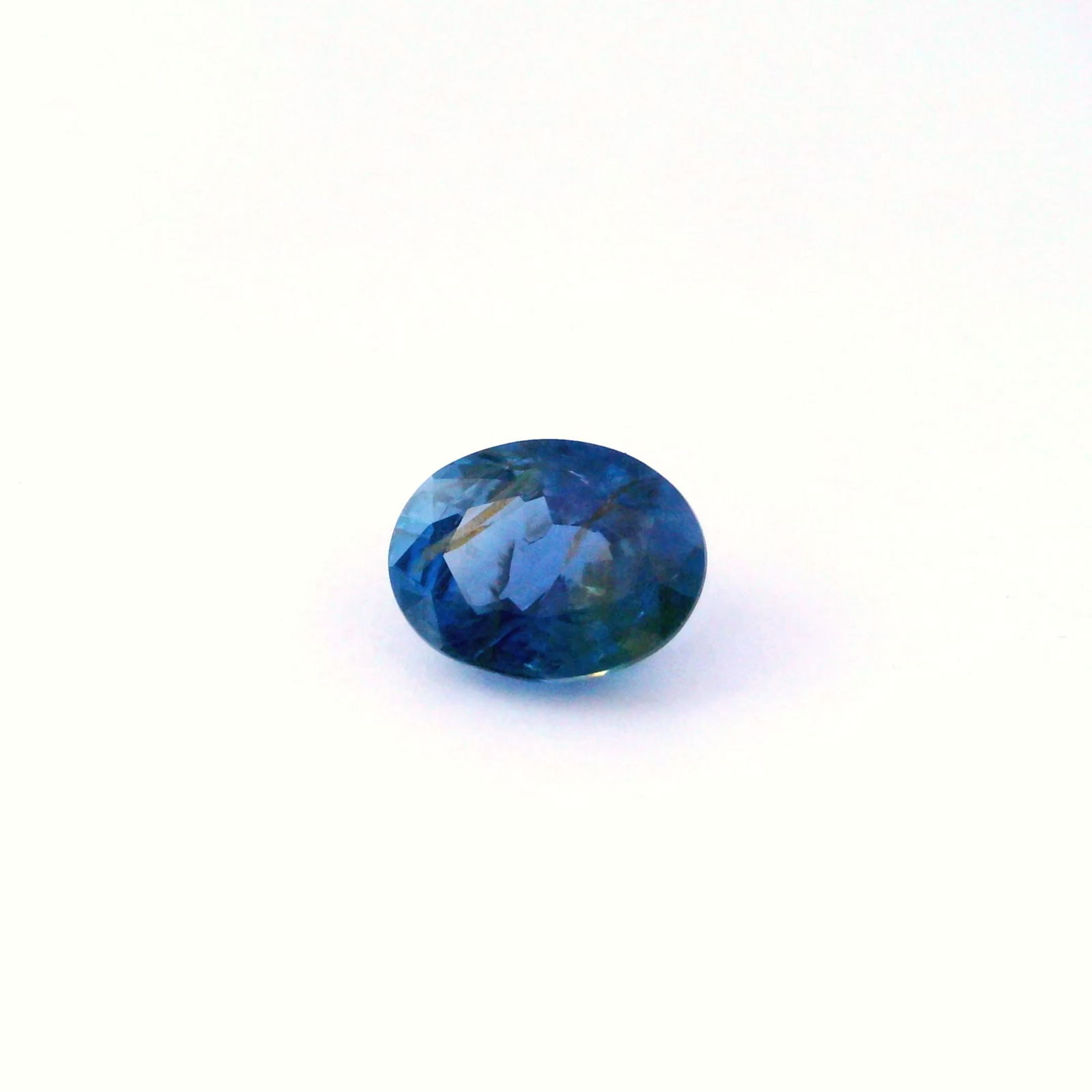 Loose Sapphire Gemstone - IGI Cushion 2.66ct Blue SI: Loose Sapphire Gemstone - IGI Cushion 2.66ct Blue SI This listing features Loose Sapphire Gemstone - IGI Cushion 2.66ct Blue SI. Item specifics are provided below. Item Specifics: Type: Sapphire